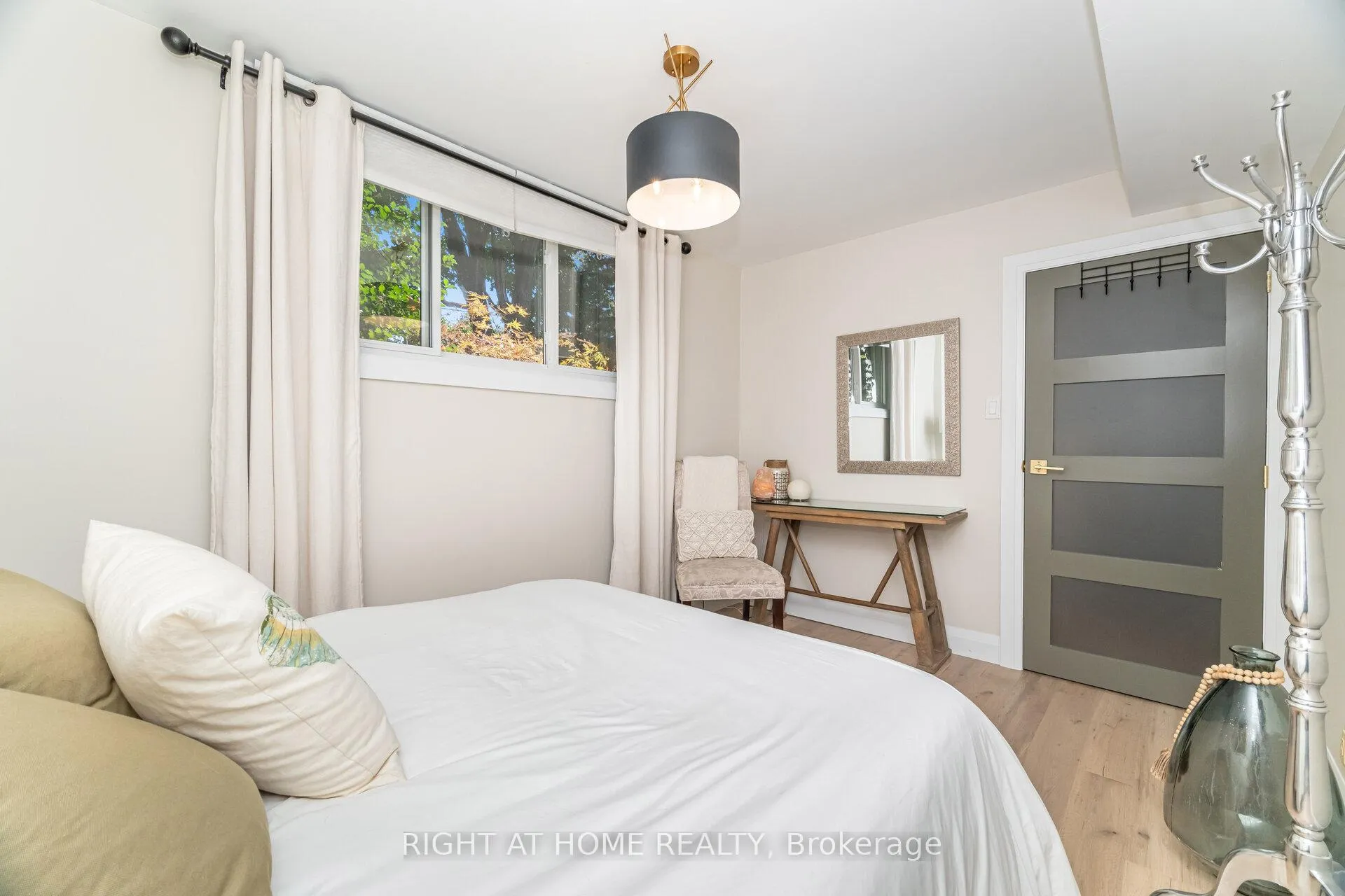 Photo 27 of 5188 Cherryhill Crescent, Burlington, Appleby — HOMEH