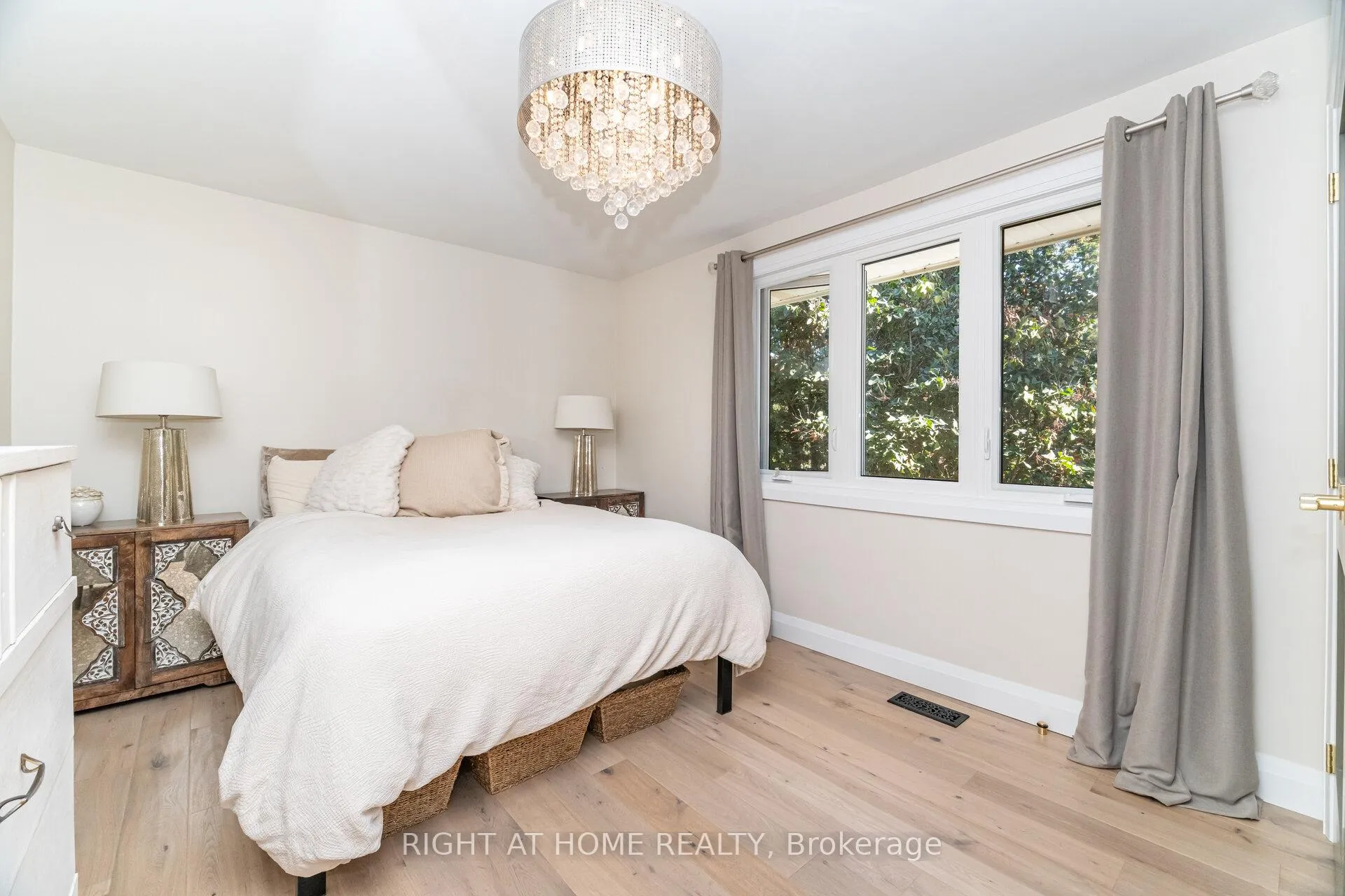 Photo 29 of 5188 Cherryhill Crescent, Burlington, Appleby — HOMEH
