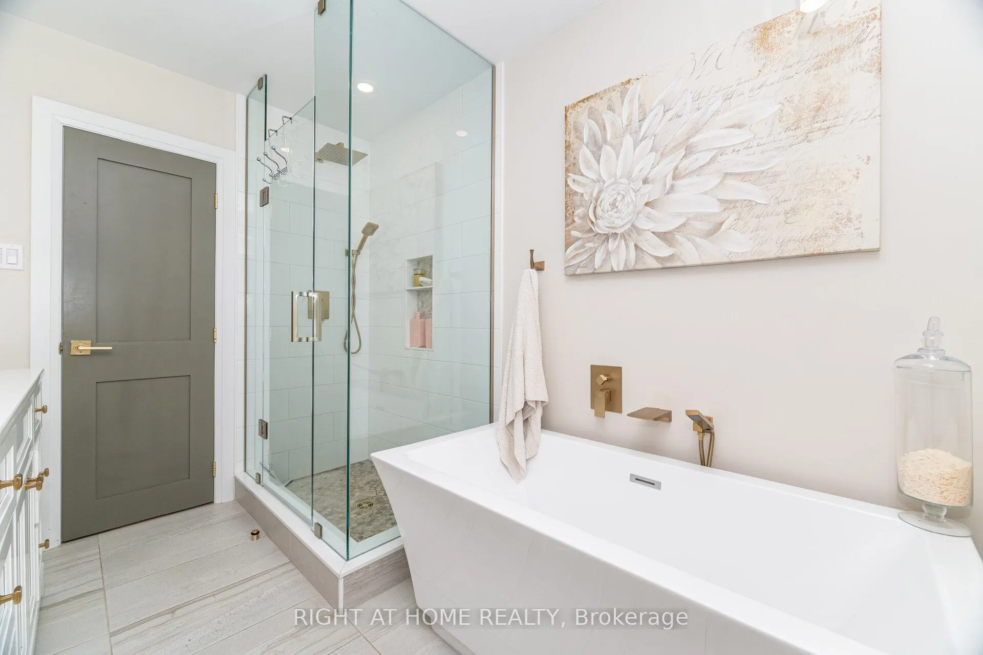 Photo 38 of 5188 Cherryhill Crescent, Burlington, Appleby — HOMEH