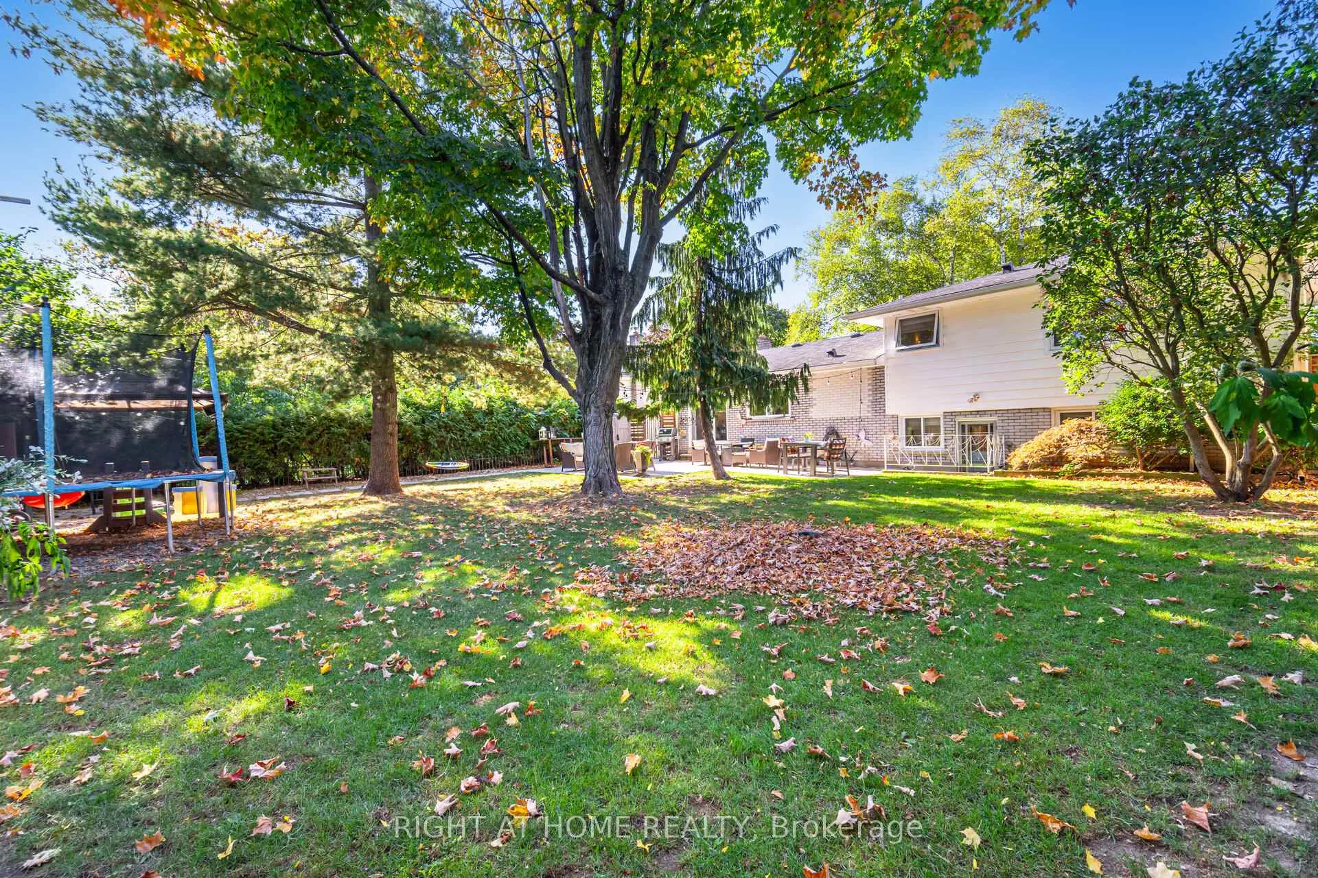 Photo 47 of 5188 Cherryhill Crescent, Burlington, Appleby — HOMEH