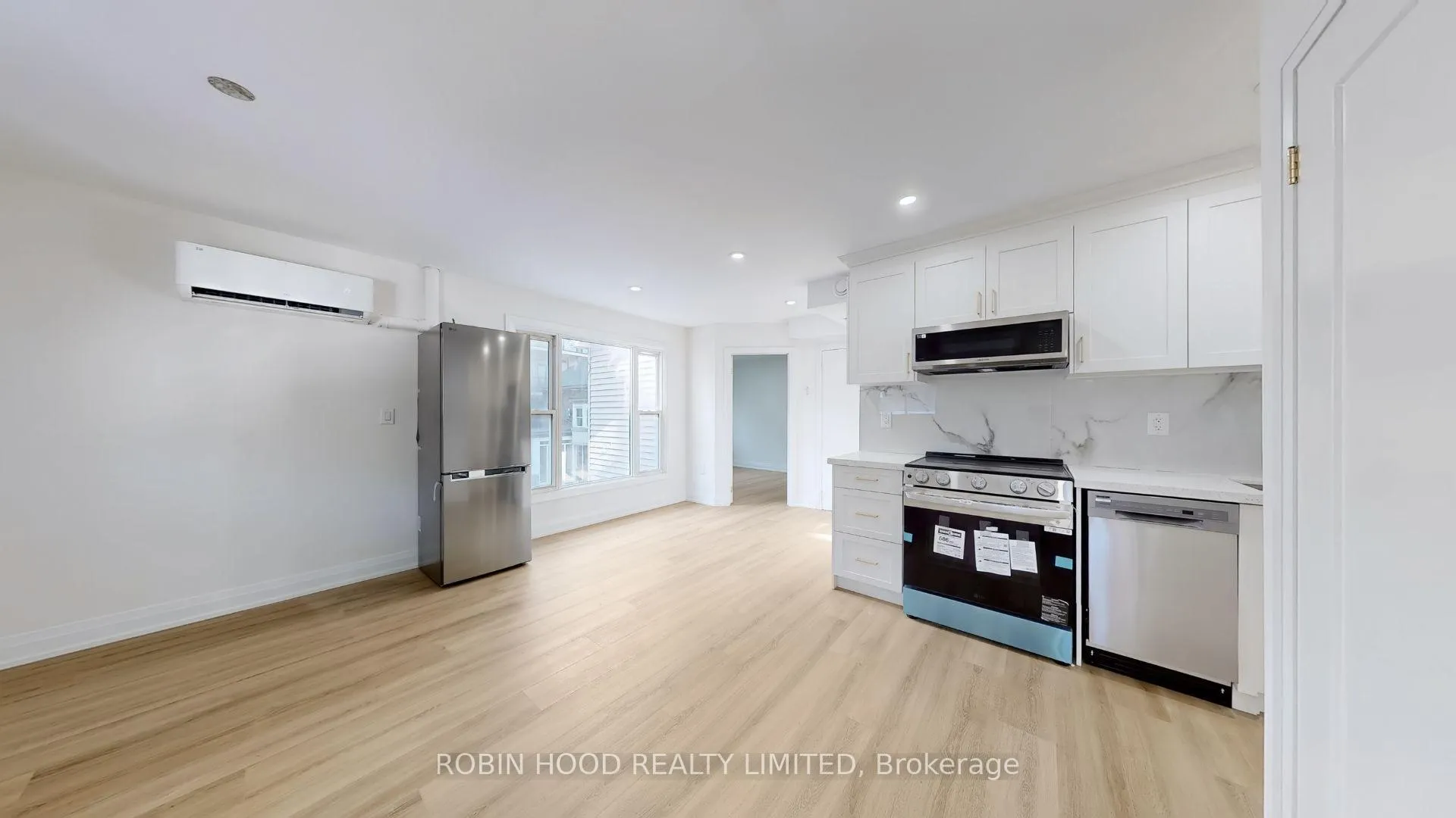 Photo 3 of Unit 21, 4998 King Street, Lincoln, Beamsville — HOMEH
