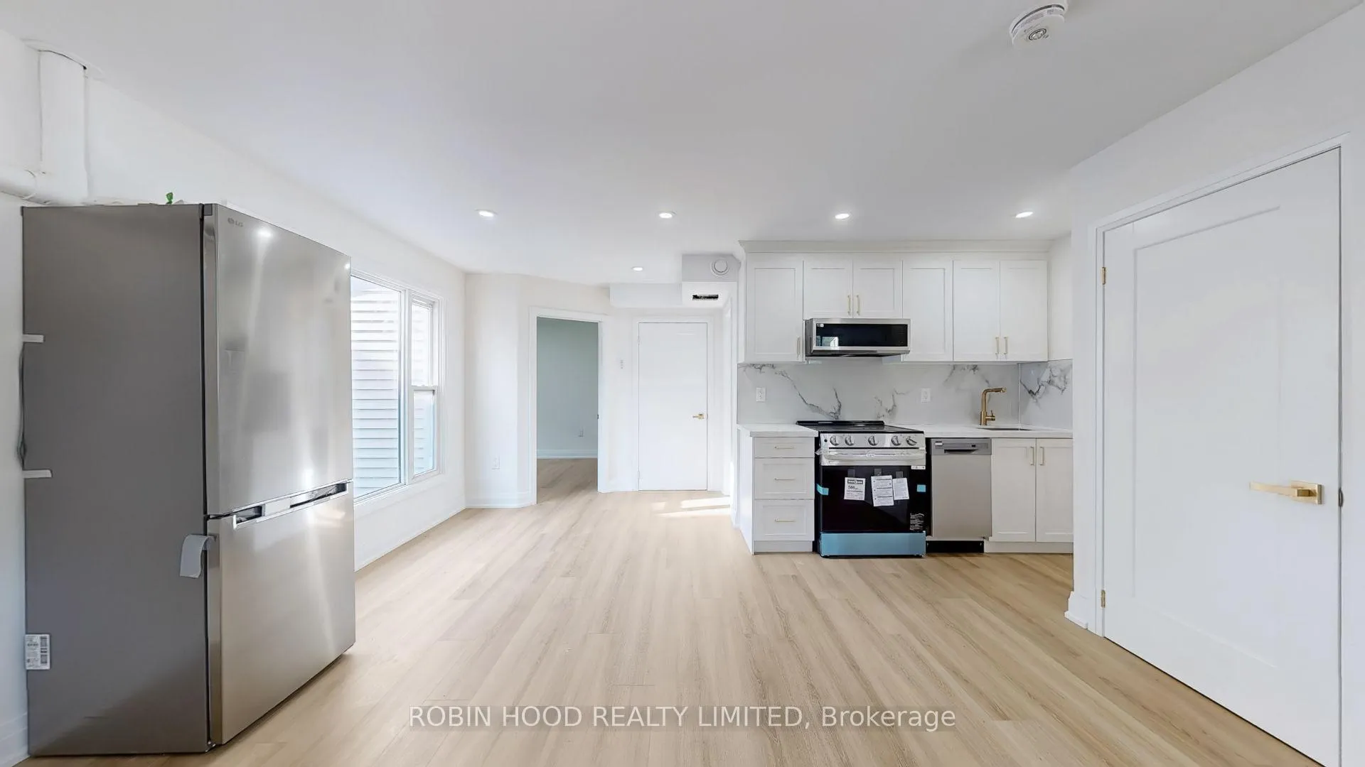 Photo 6 of Unit 21, 4998 King Street, Lincoln, Beamsville — HOMEH