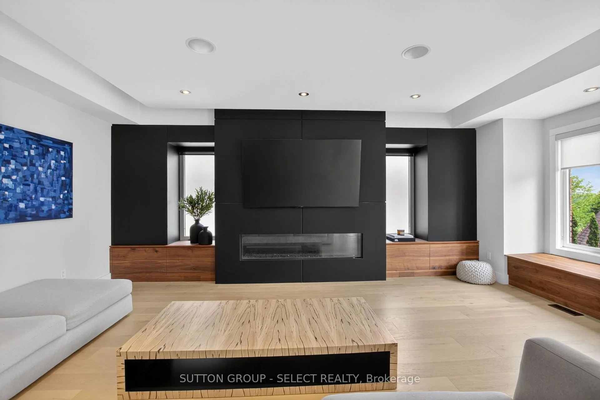 Photo 13 of 972 Guildwood Boulevard, London, North M — HOMEH