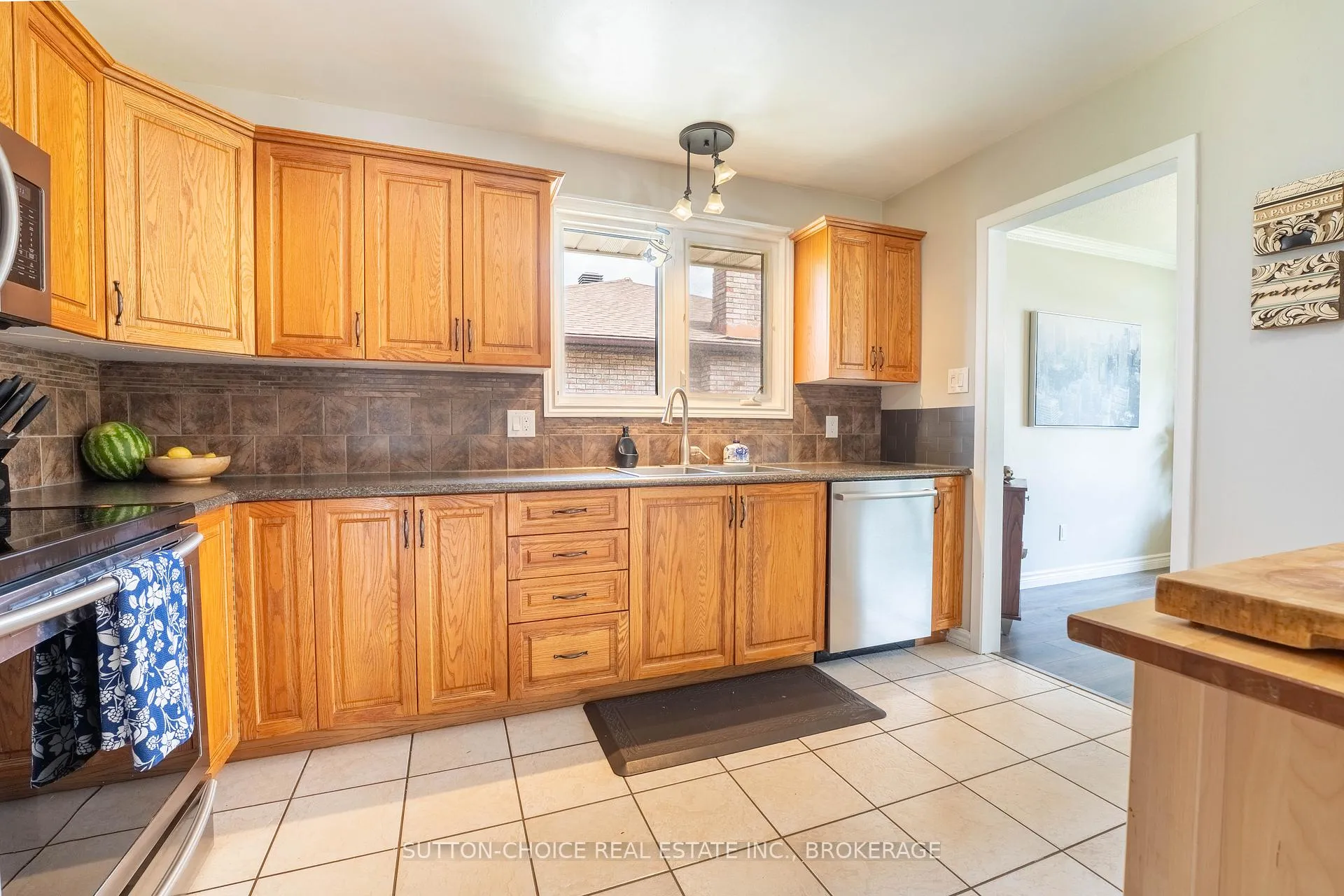 Photo 6 of 165 Macbeth Crescent, North Bay, Widdifield — HOMEH