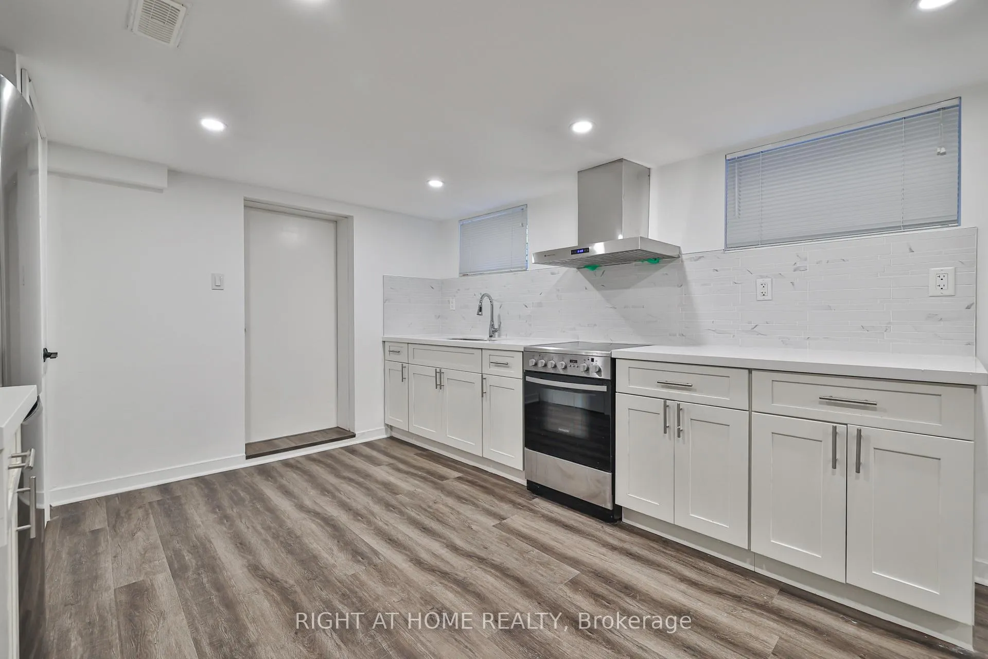 Photo 28 of 20 Winona Drive, Toronto, Wychwood — HOMEH