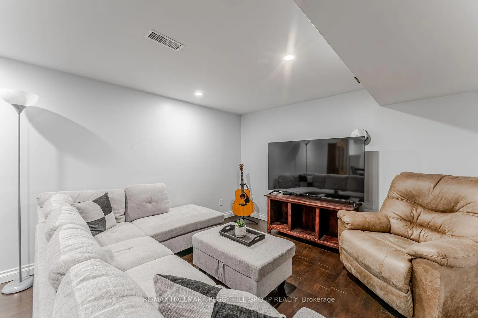 Photo 19 of 1096 Sunnidale Road, Springwater, Centre Vespra — HOMEH
