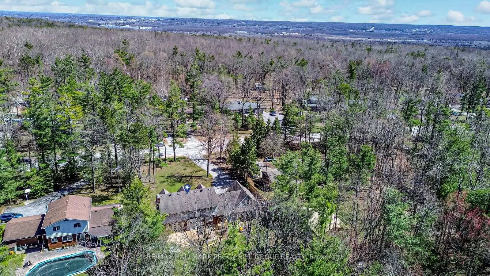 Photo 30 of 1096 Sunnidale Road, Springwater, Centre Vespra — HOMEH