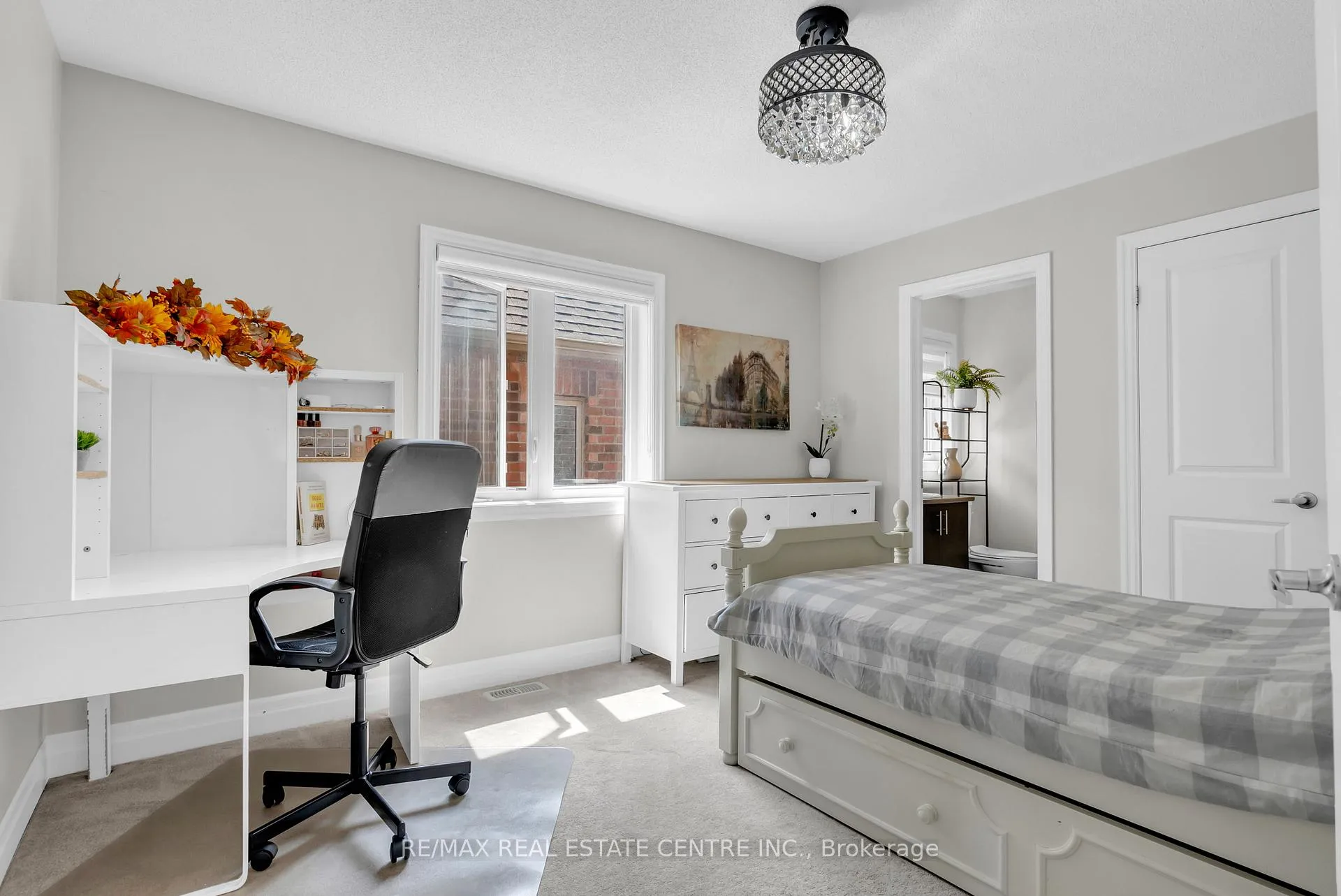 Photo 26 of 24 Rising Hill Ridge, Brampton, Bram West — HOMEH