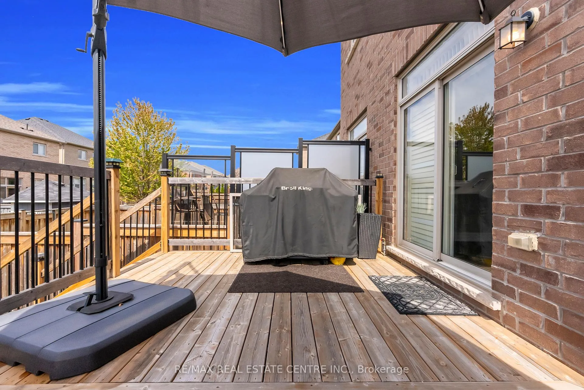 Photo 35 of 24 Rising Hill Ridge, Brampton, Bram West — HOMEH