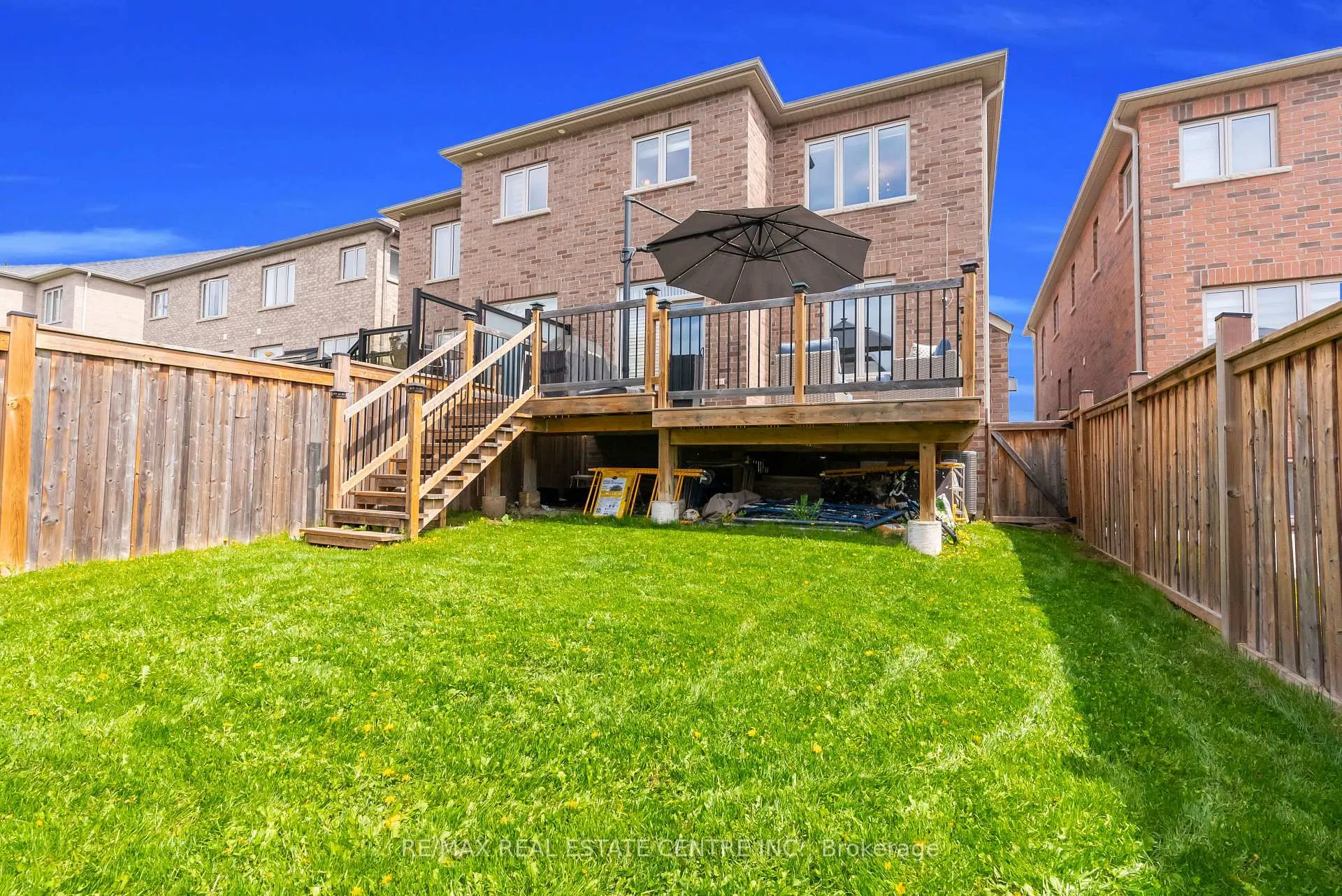 Photo 47 of 24 Rising Hill Ridge, Brampton, Bram West — HOMEH