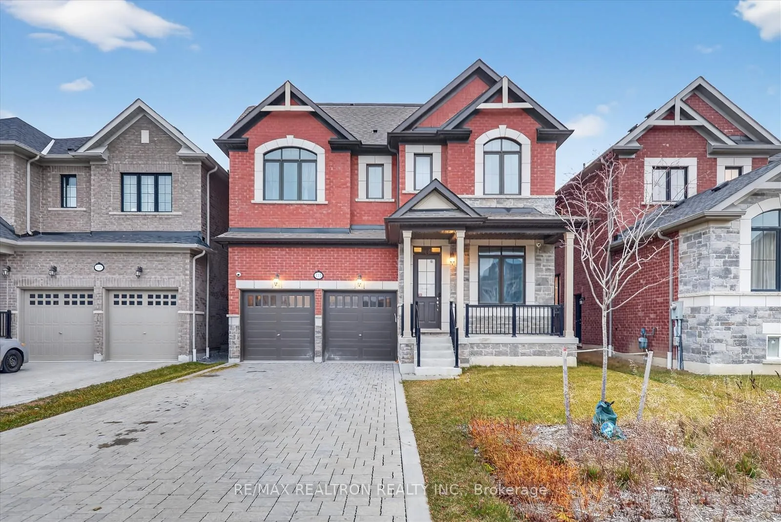 Photo 2 of 113 Jinnah Avenue, Markham, Middlefield — HOMEH