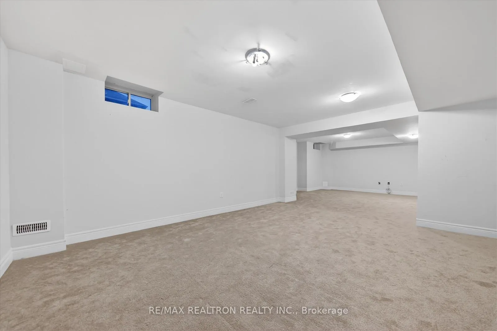 Photo 30 of 113 Jinnah Avenue, Markham, Middlefield — HOMEH