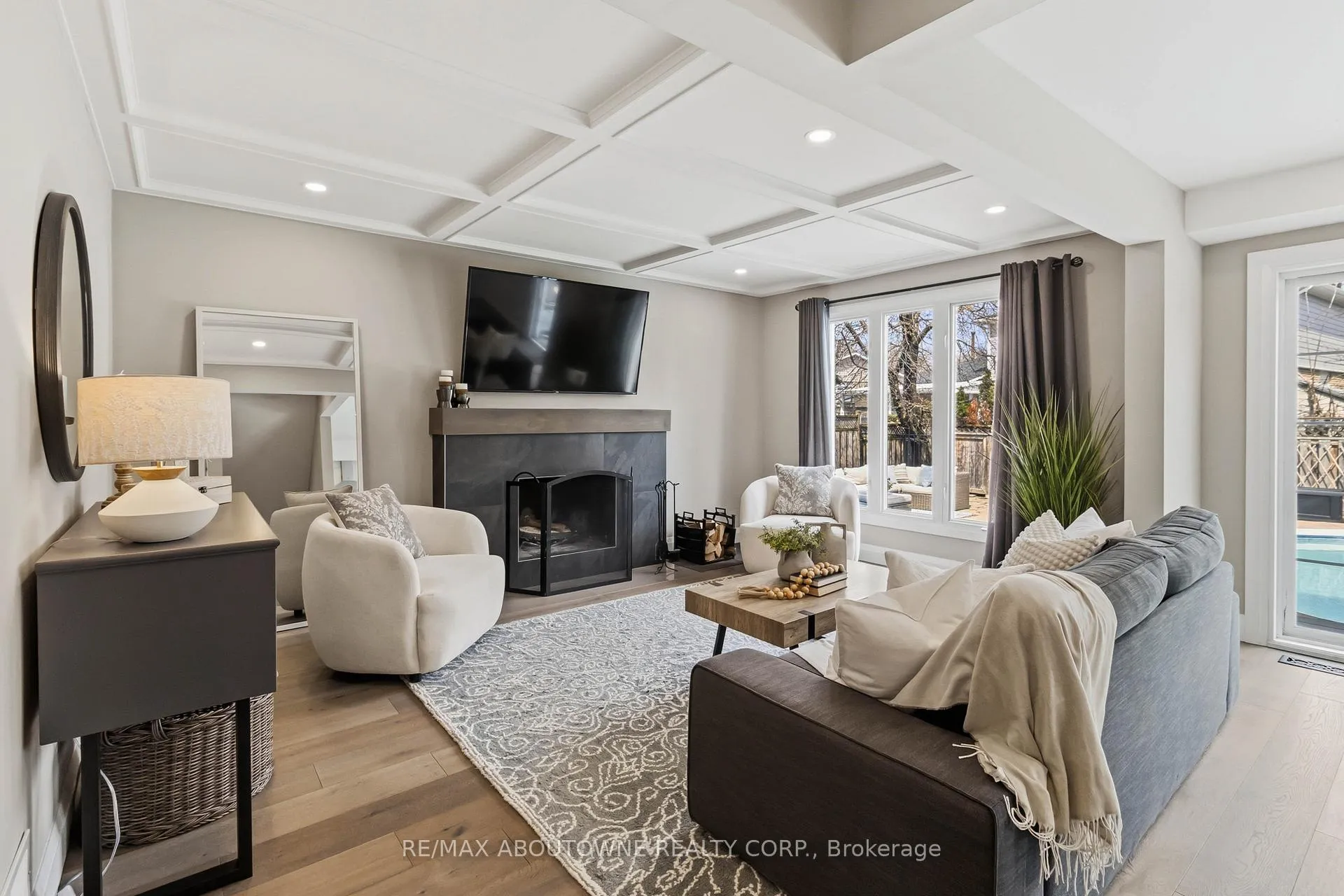 Photo 16 of 2485 Woburn Crescent, Oakville, Bronte — HOMEH