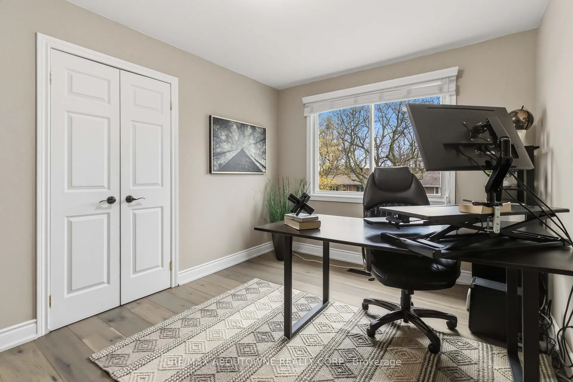 Photo 25 of 2485 Woburn Crescent, Oakville, Bronte — HOMEH