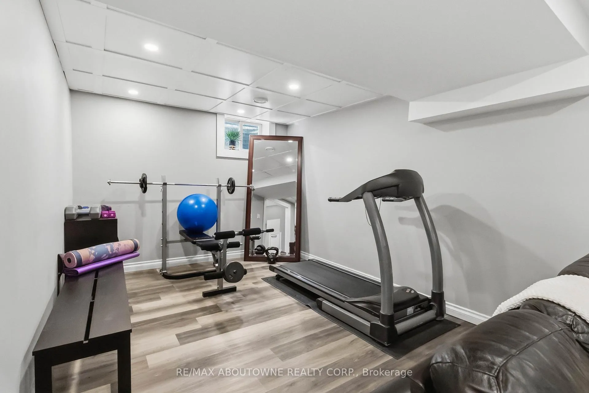 Photo 36 of 2485 Woburn Crescent, Oakville, Bronte — HOMEH