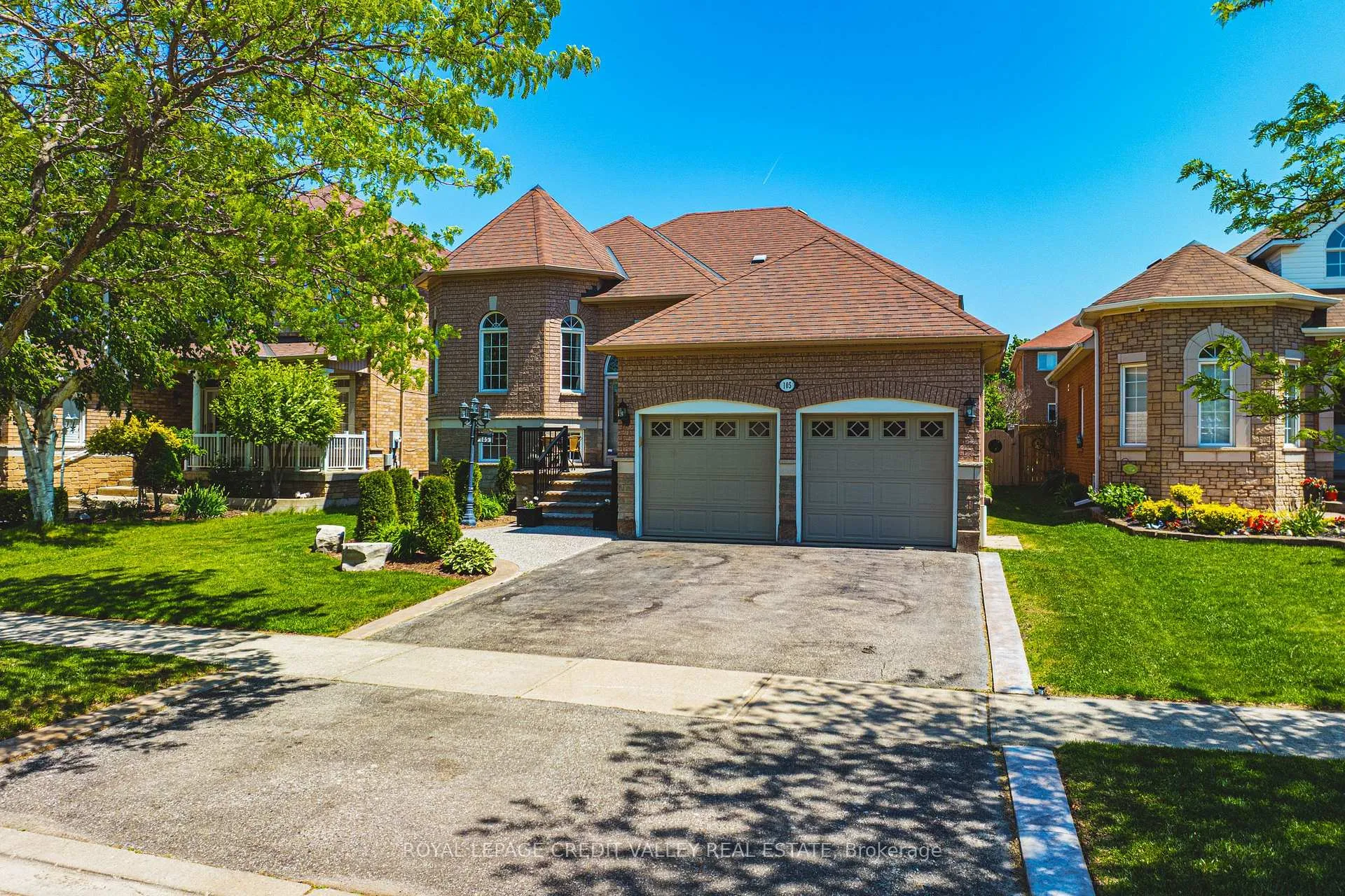 Photo 1 of 105 Pinebrook Circle, Caledon, Rural Caledon — HOMEH