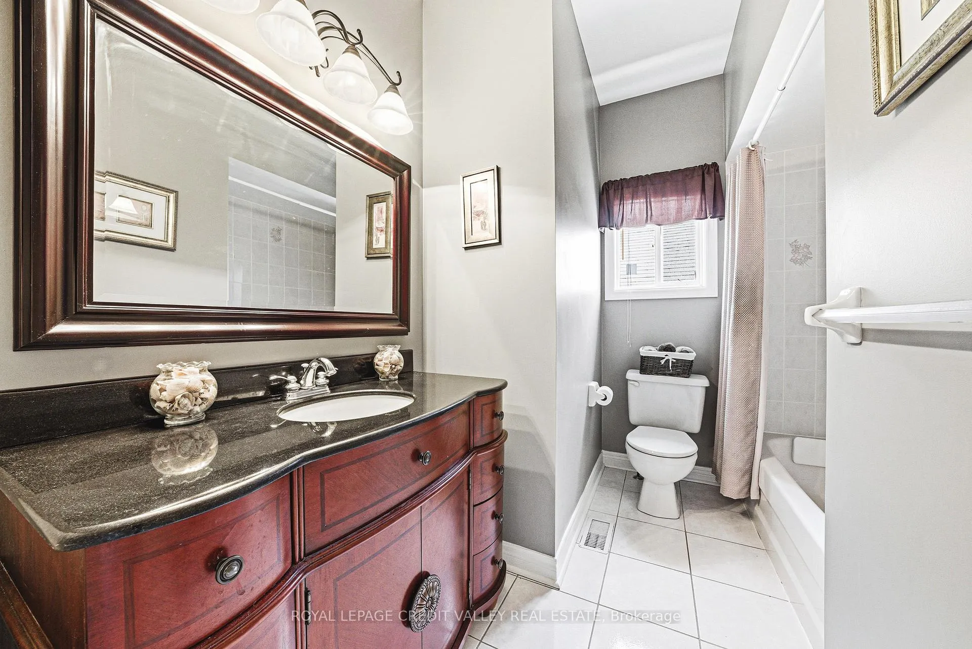 Photo 16 of 105 Pinebrook Circle, Caledon, Rural Caledon — HOMEH