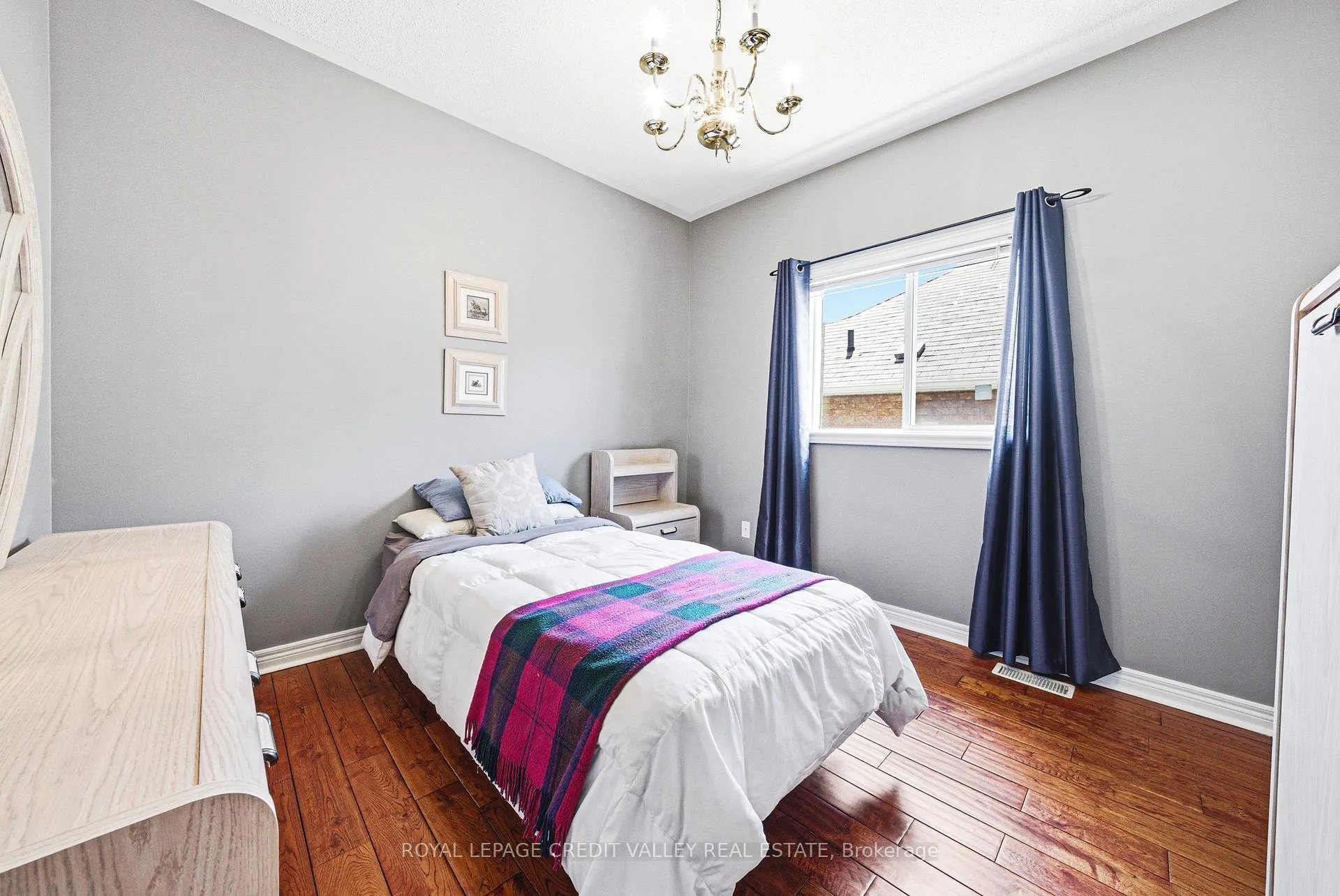 Photo 20 of 105 Pinebrook Circle, Caledon, Rural Caledon — HOMEH