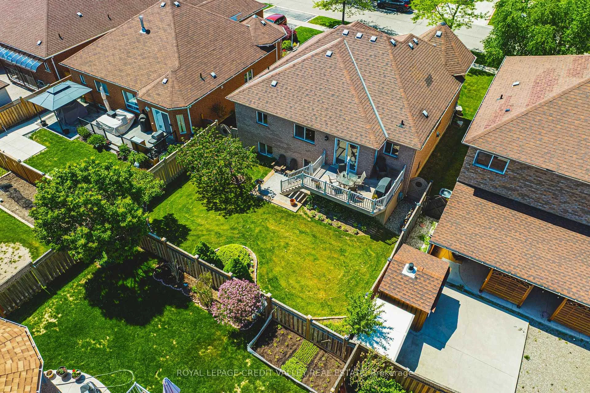 Photo 38 of 105 Pinebrook Circle, Caledon, Rural Caledon — HOMEH