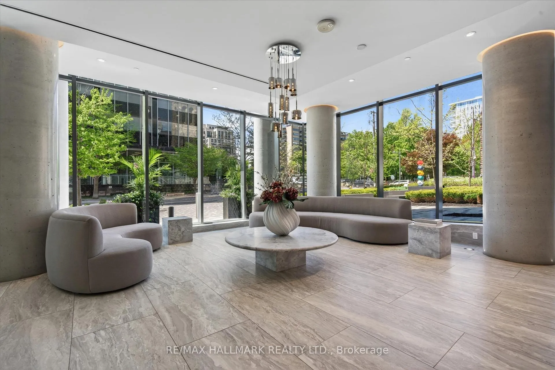 Photo 3 of Unit 1204, 99 Foxbar Road, Toronto, Yonge-St. Clair — HOMEH