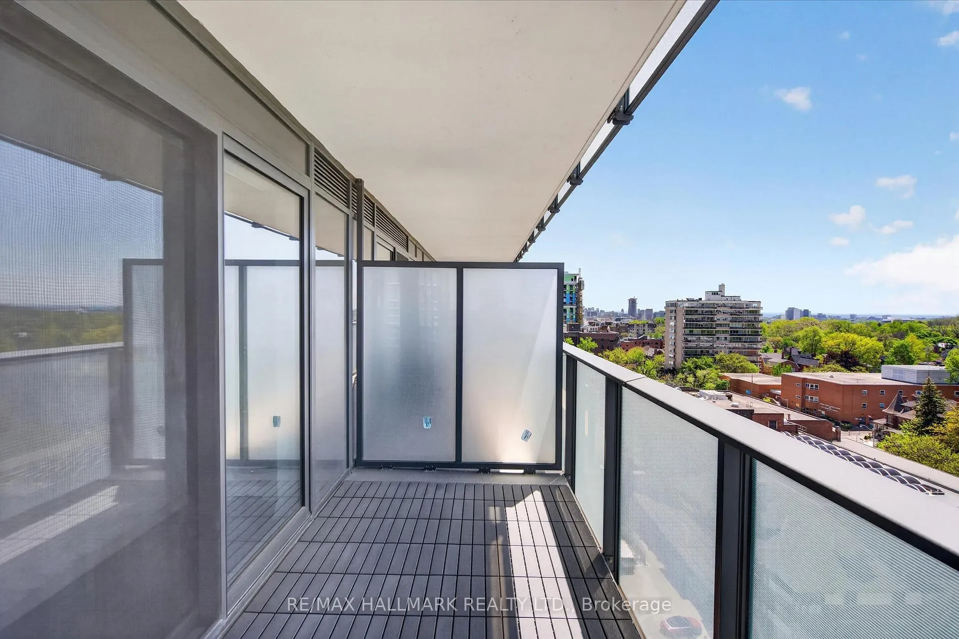 Photo 11 of Unit 1204, 99 Foxbar Road, Toronto, Yonge-St. Clair — HOMEH