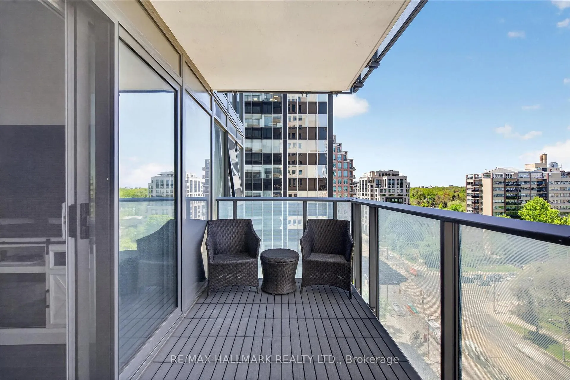 Photo 15 of Unit 1204, 99 Foxbar Road, Toronto, Yonge-St. Clair — HOMEH