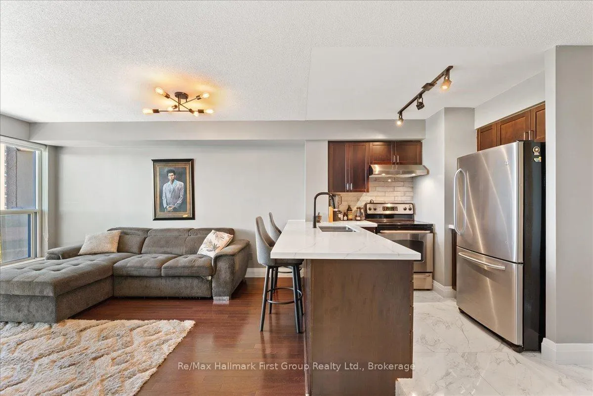 Photo 8 of Unit 416, 340 Watson Street W, Whitby, Port Whitby — HOMEH