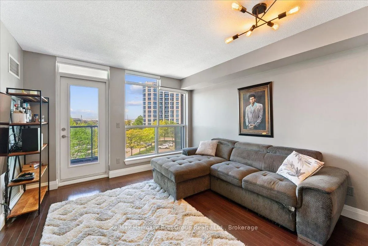 Photo 9 of Unit 416, 340 Watson Street W, Whitby, Port Whitby — HOMEH