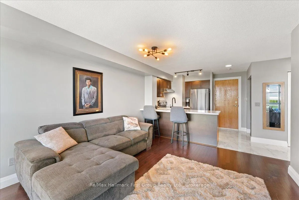 Photo 12 of Unit 416, 340 Watson Street W, Whitby, Port Whitby — HOMEH