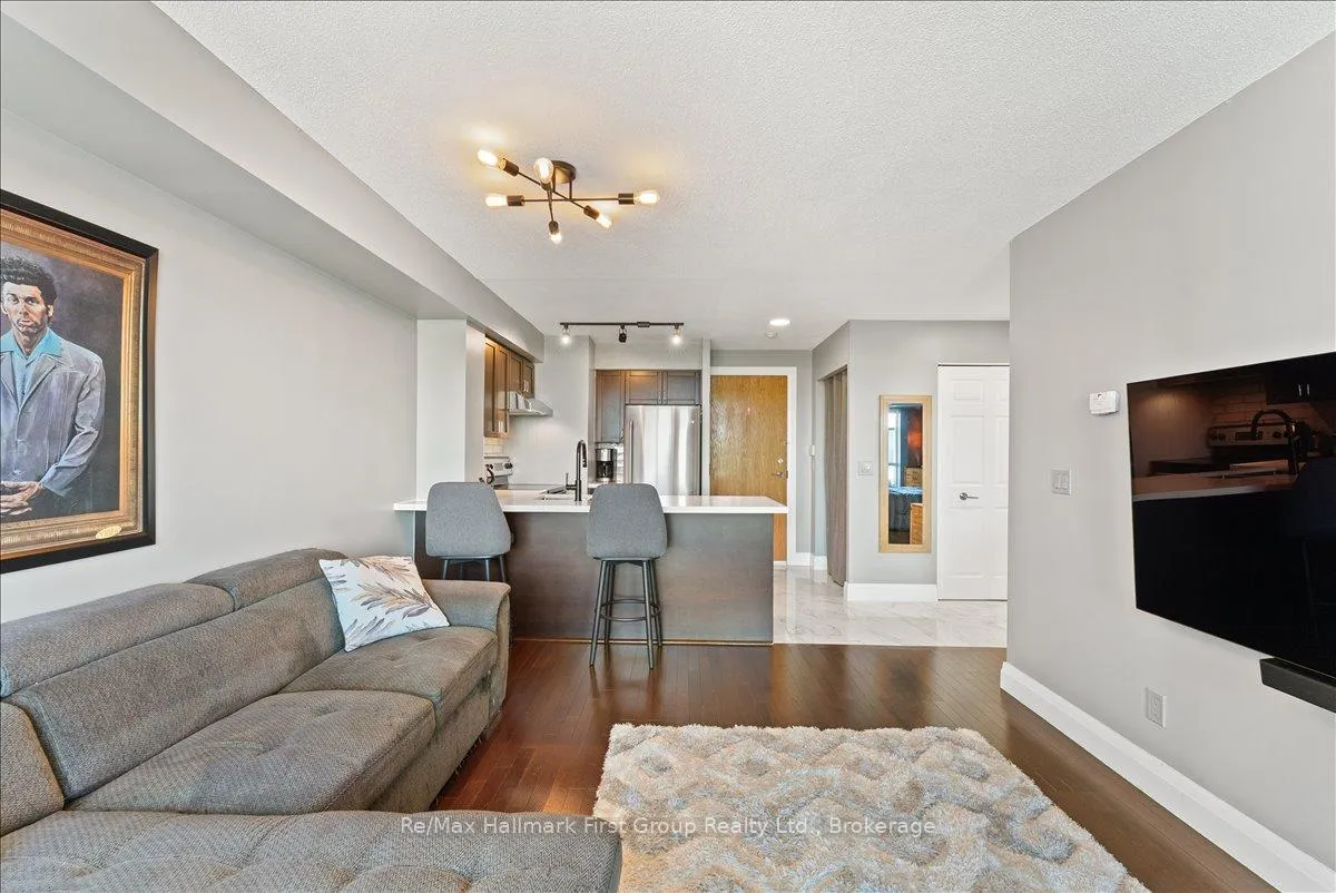 Photo 13 of Unit 416, 340 Watson Street W, Whitby, Port Whitby — HOMEH