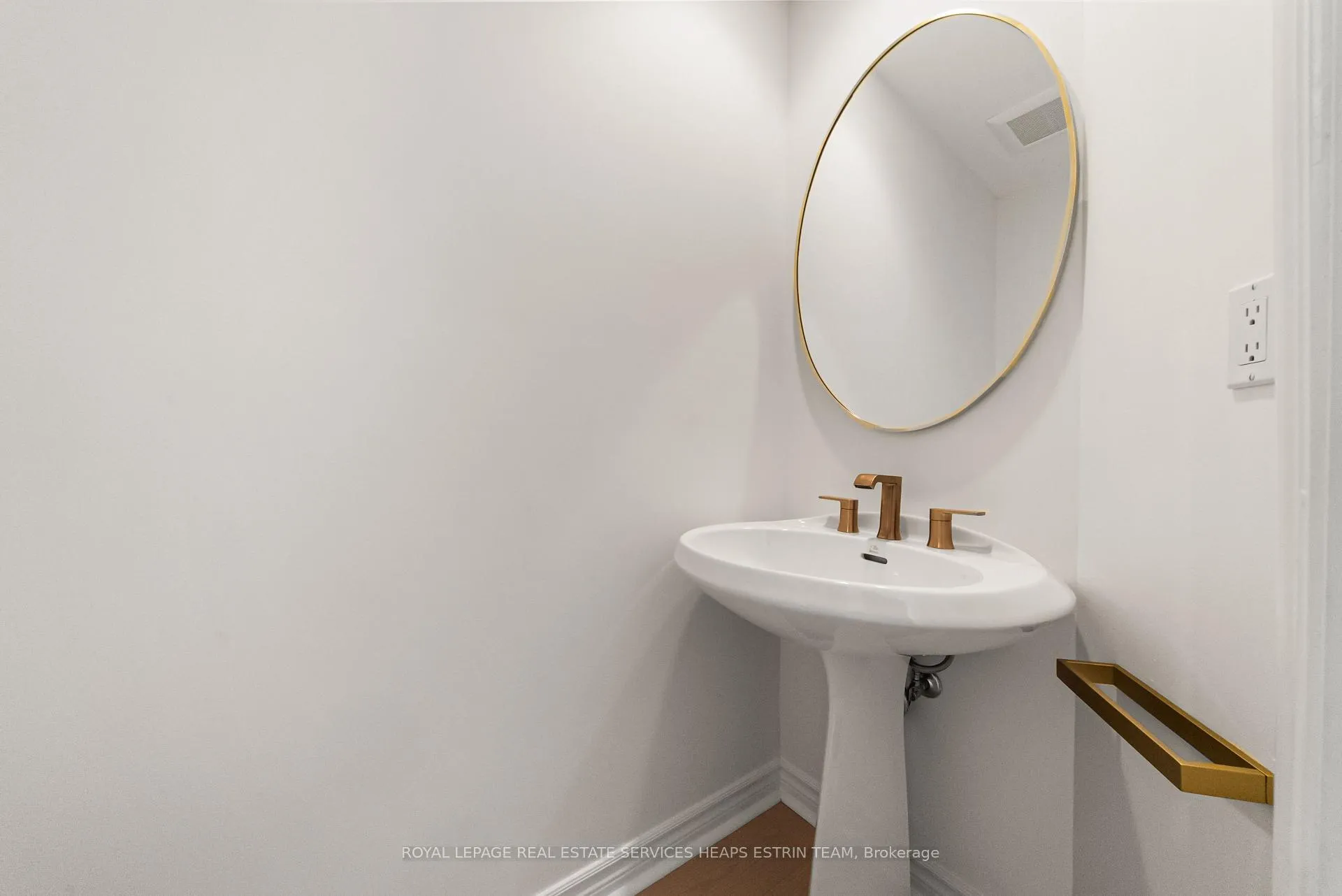 Photo 20 of 10 Gibson Avenue, Toronto, The Annex — HOMEH