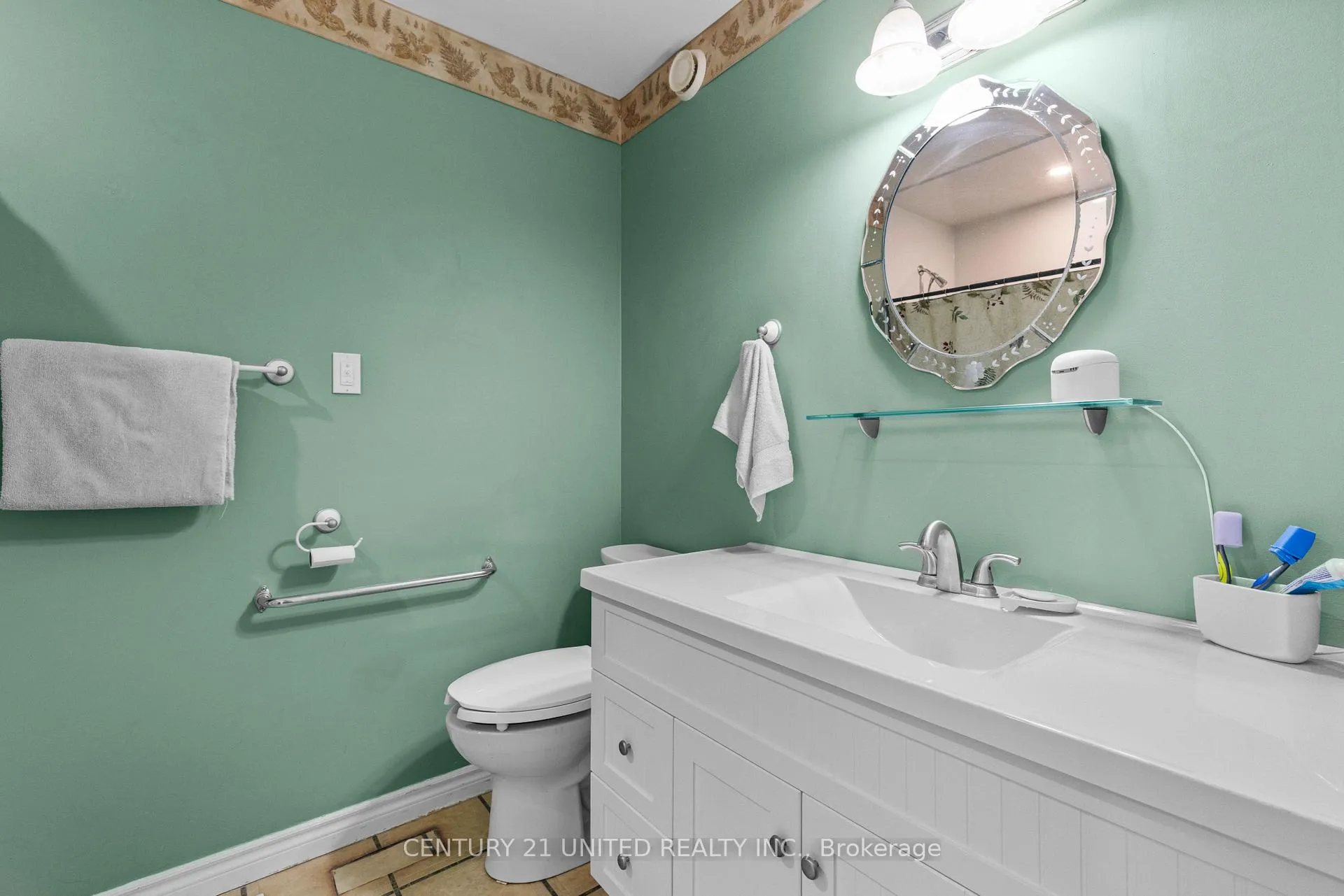 Photo 21 of 209 Lonsberry Lane, Douro-Dummer — HOMEH