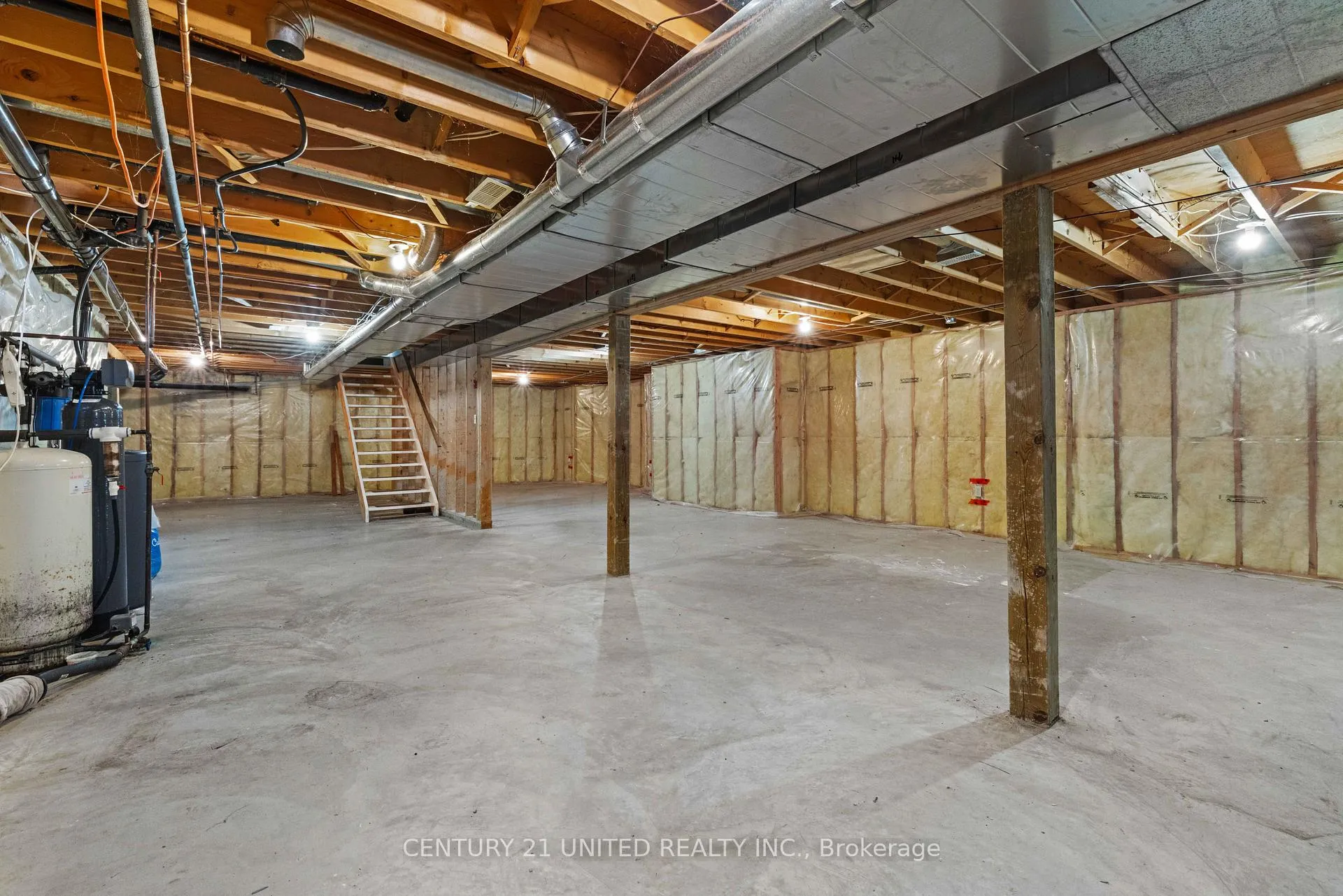 Photo 25 of 209 Lonsberry Lane, Douro-Dummer — HOMEH