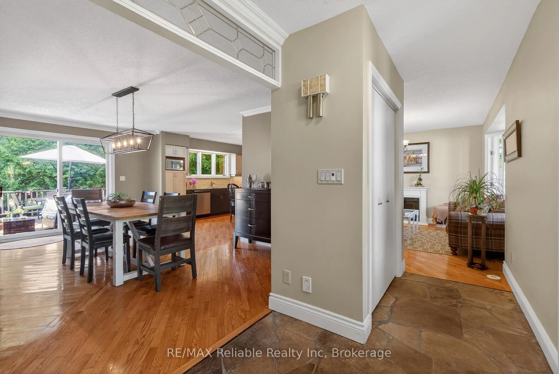 Photo 6 of 248 Britannia Road W, Goderich, Goderich (Town) — HOMEH