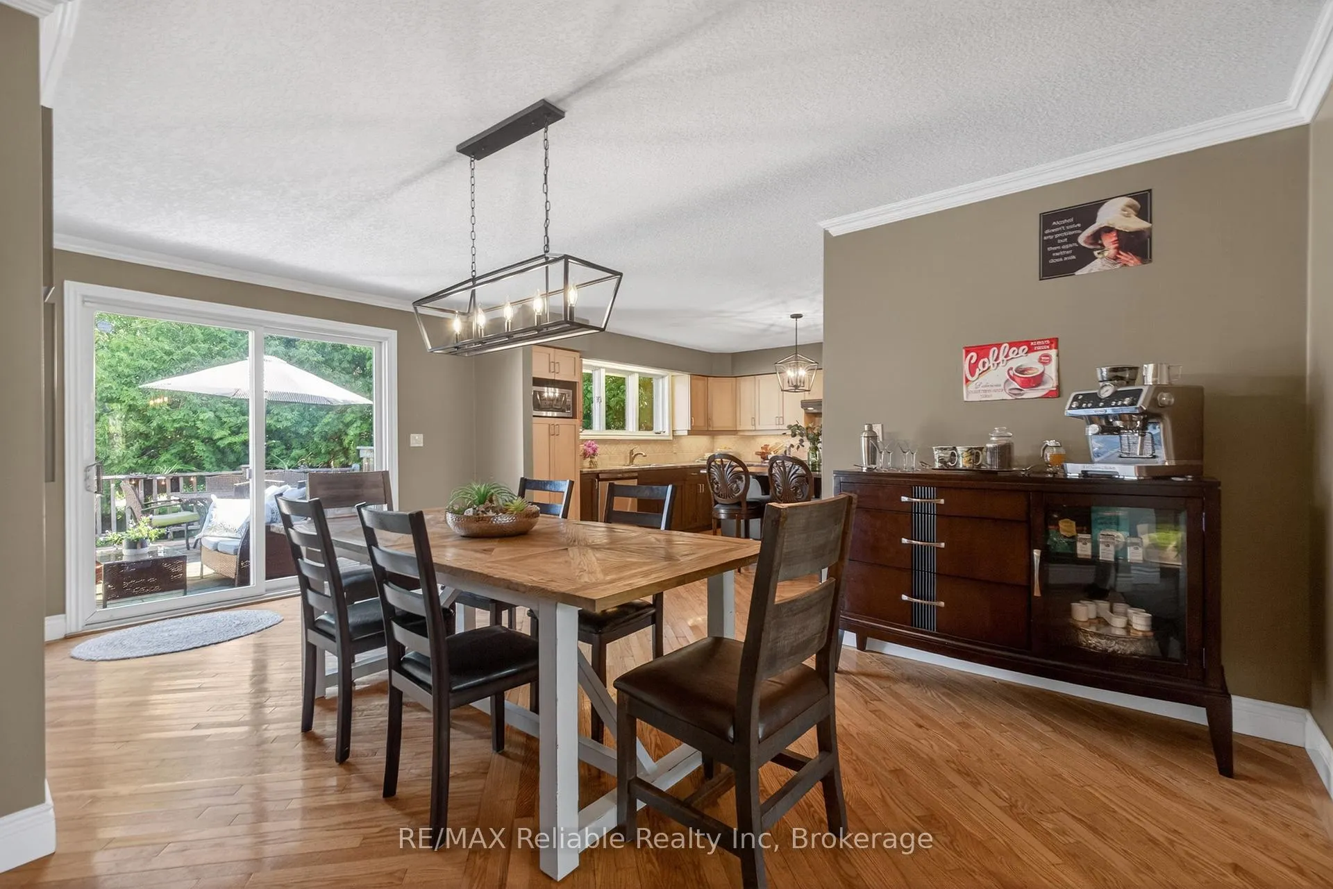 Photo 7 of 248 Britannia Road W, Goderich, Goderich (Town) — HOMEH