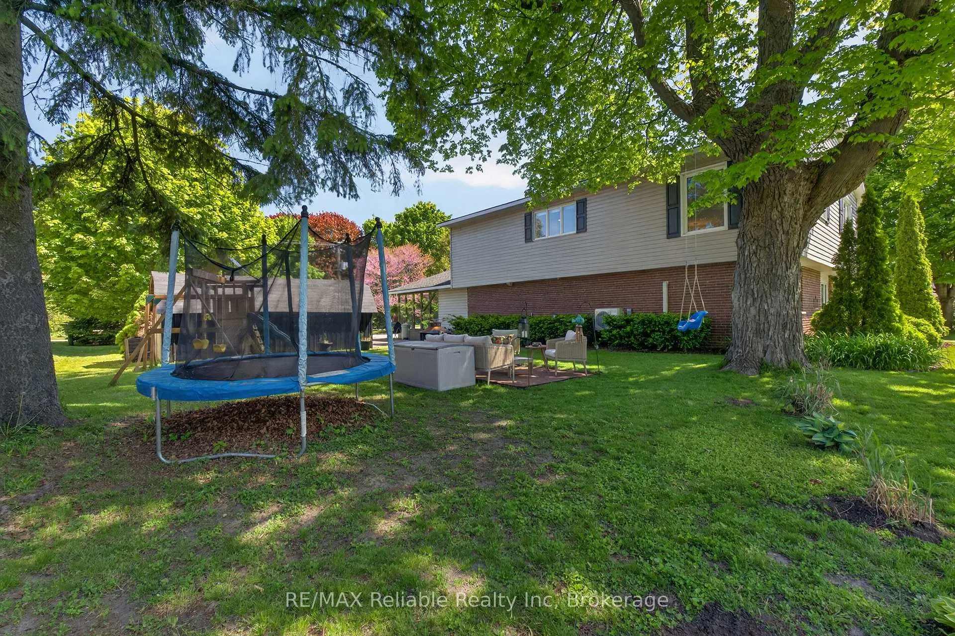 Photo 45 of 248 Britannia Road W, Goderich, Goderich (Town) — HOMEH