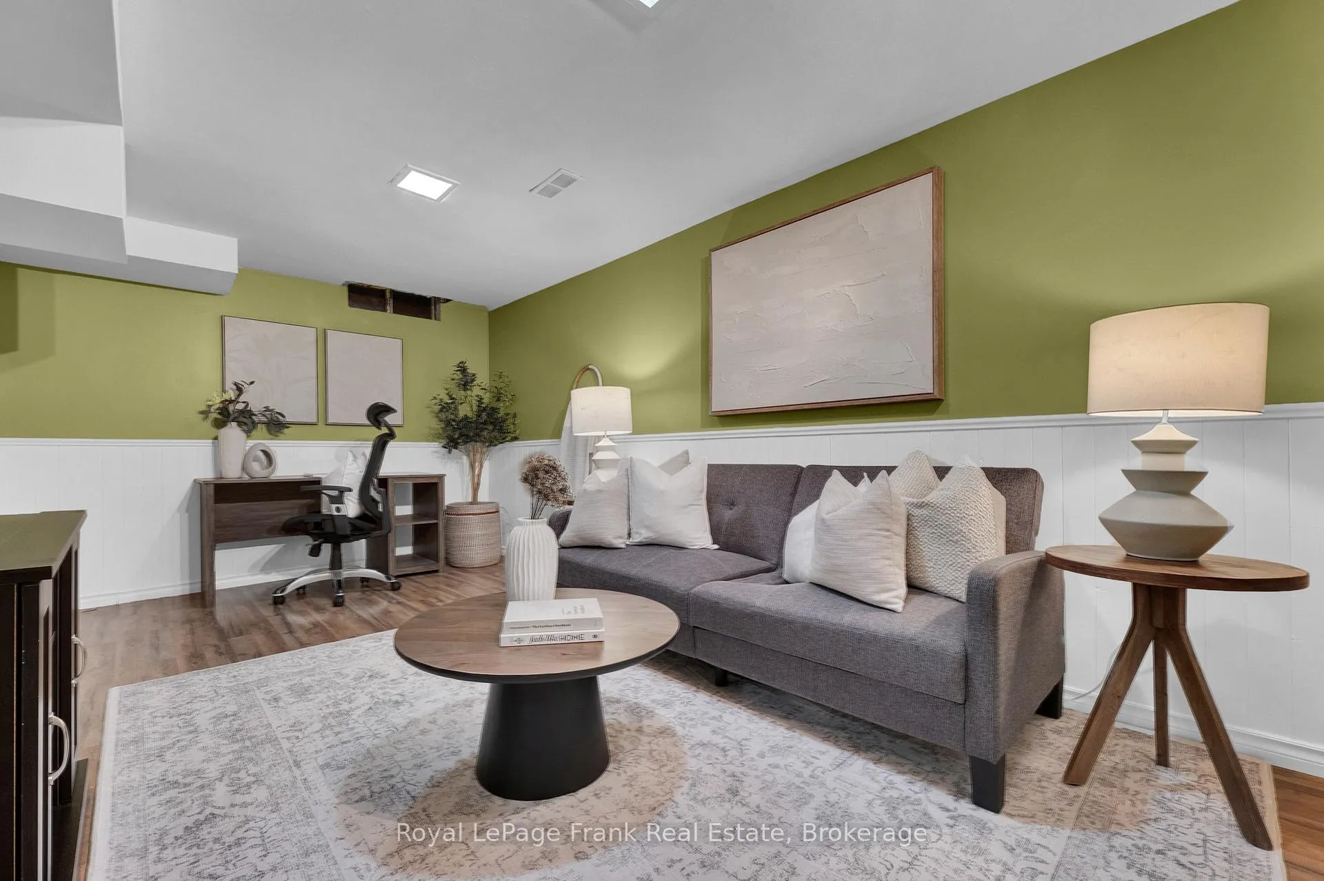 Photo 15 of 107 Yorkville Drive, Clarington, Courtice — HOMEH