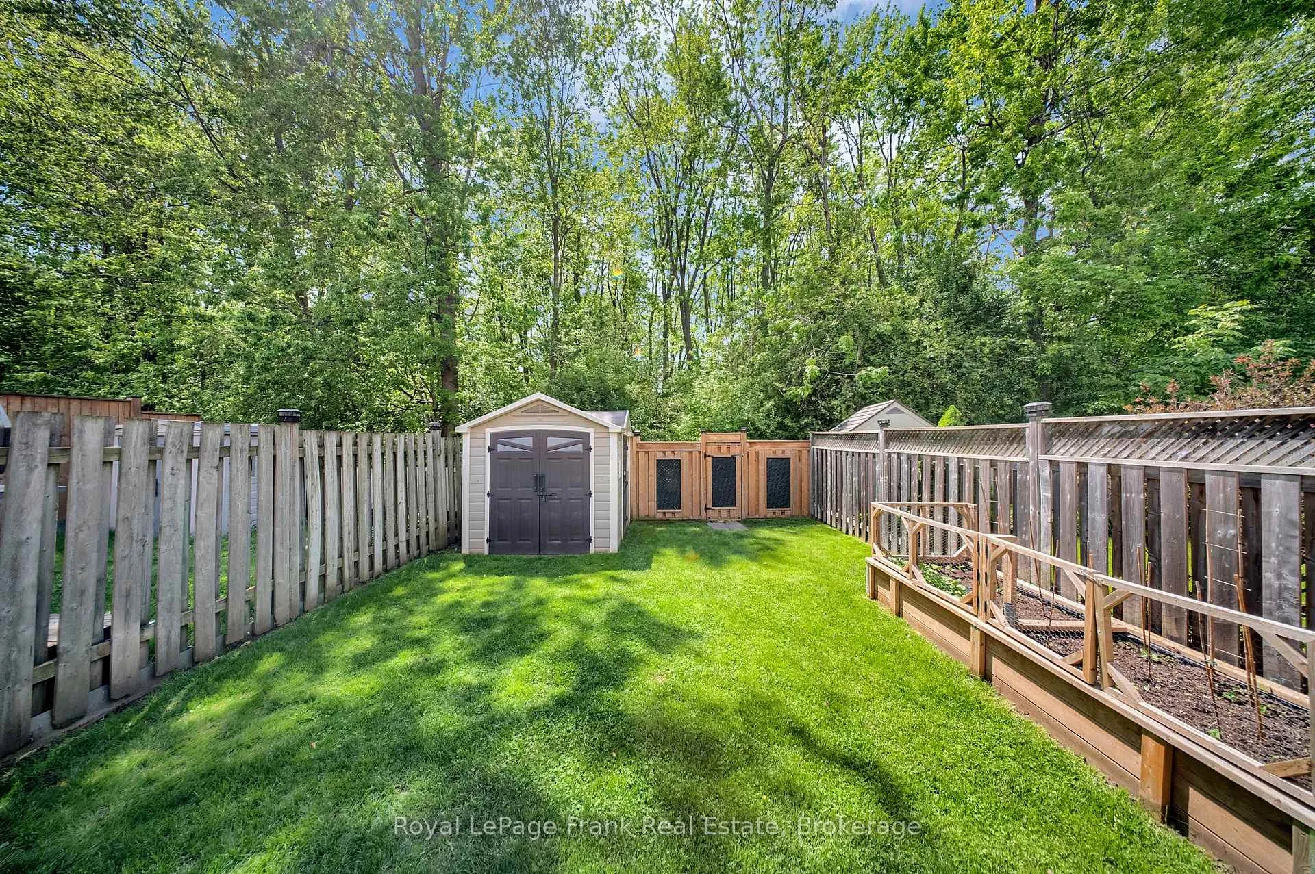 Photo 21 of 107 Yorkville Drive, Clarington, Courtice — HOMEH