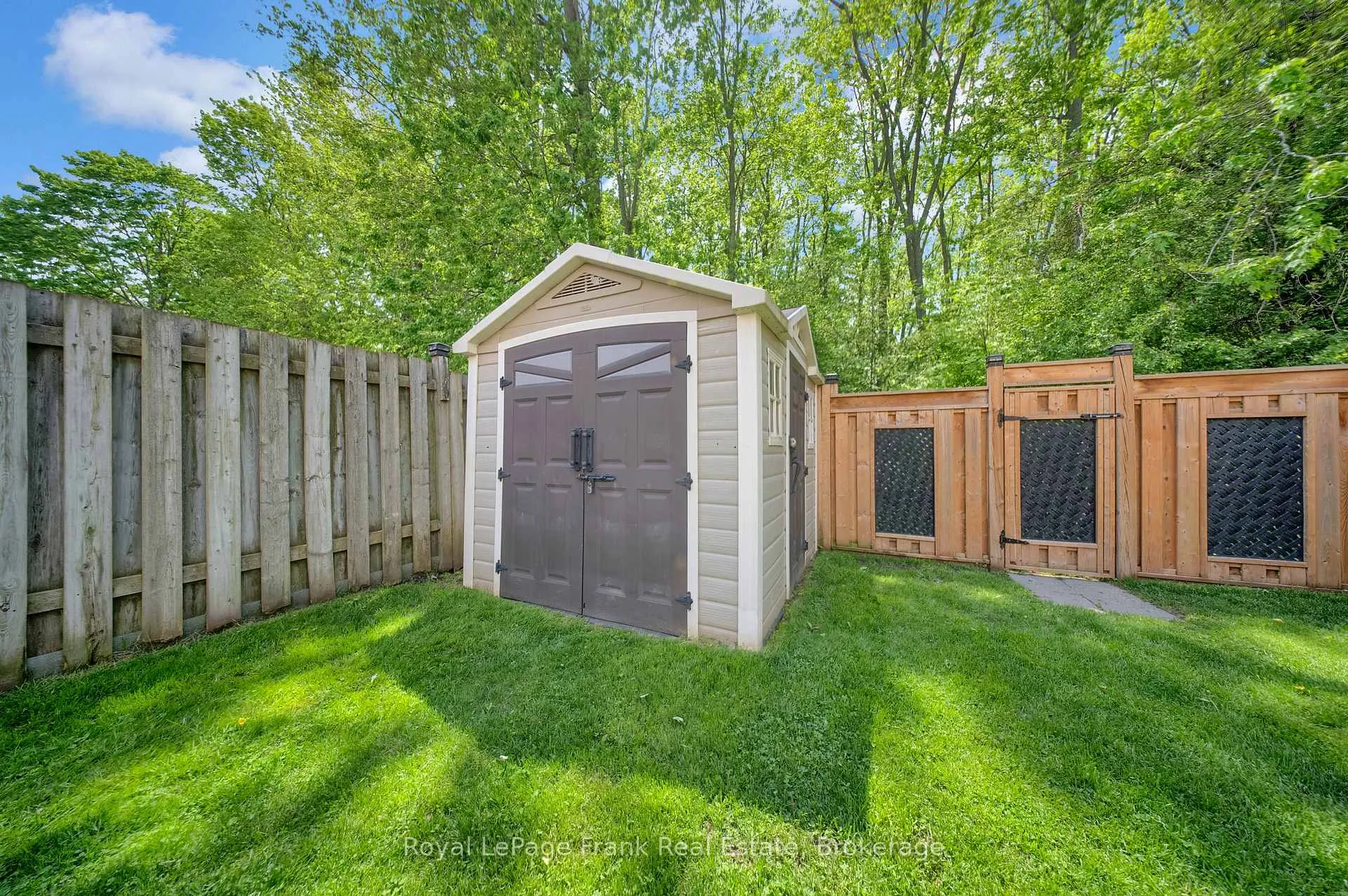Photo 22 of 107 Yorkville Drive, Clarington, Courtice — HOMEH