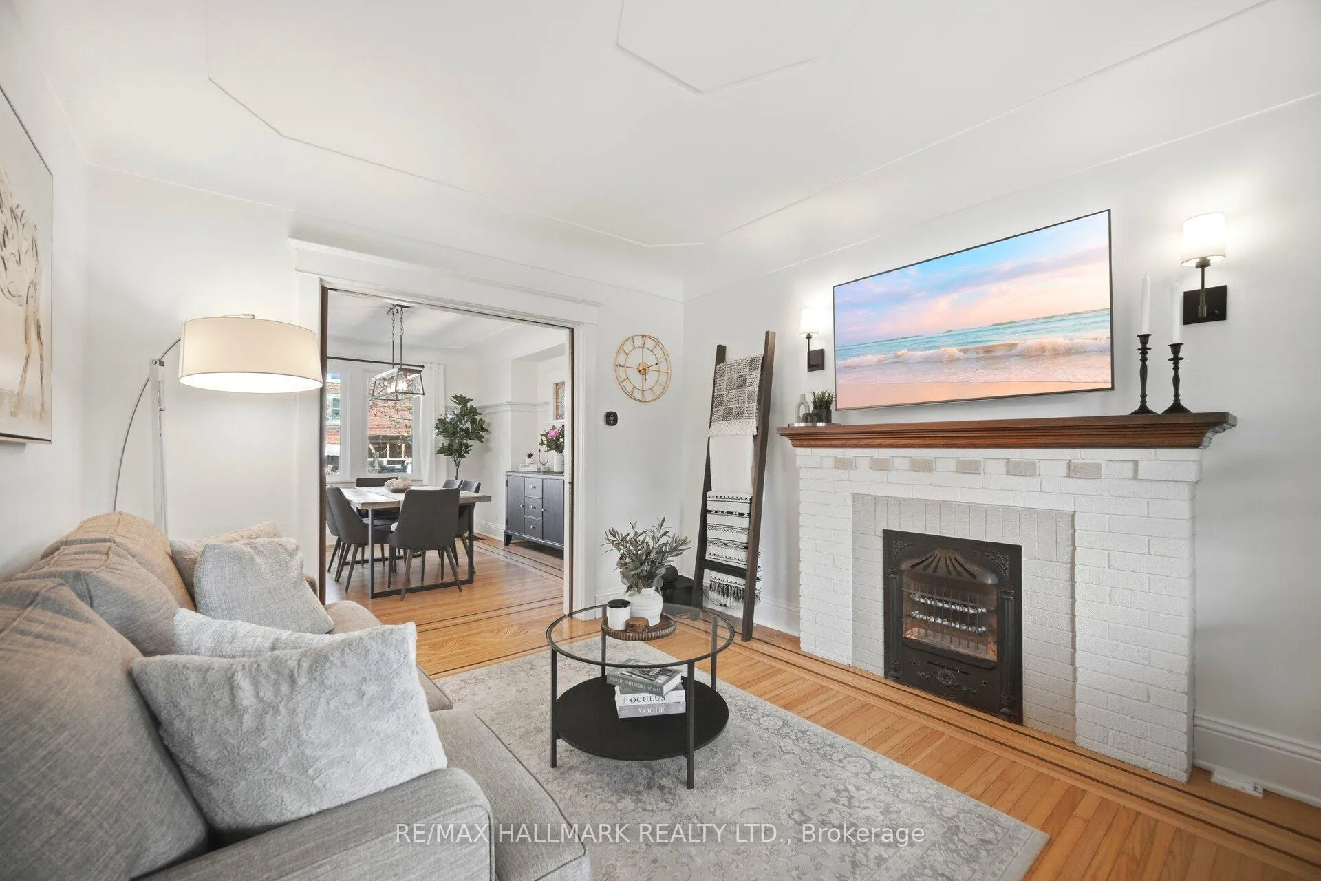 Photo 7 of 54 Province Street S, Hamilton, Delta — HOMEH