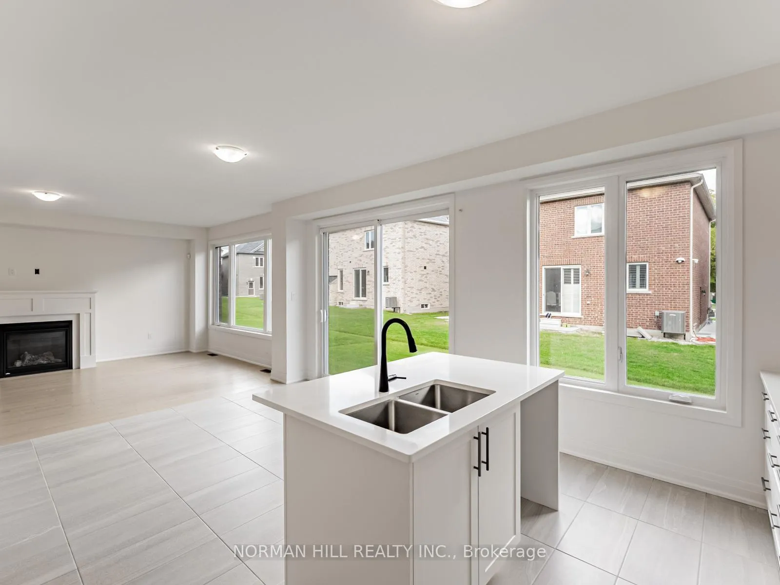 Photo 12 of 15 Lilestone Drive, Brampton, Credit Valley — HOMEH