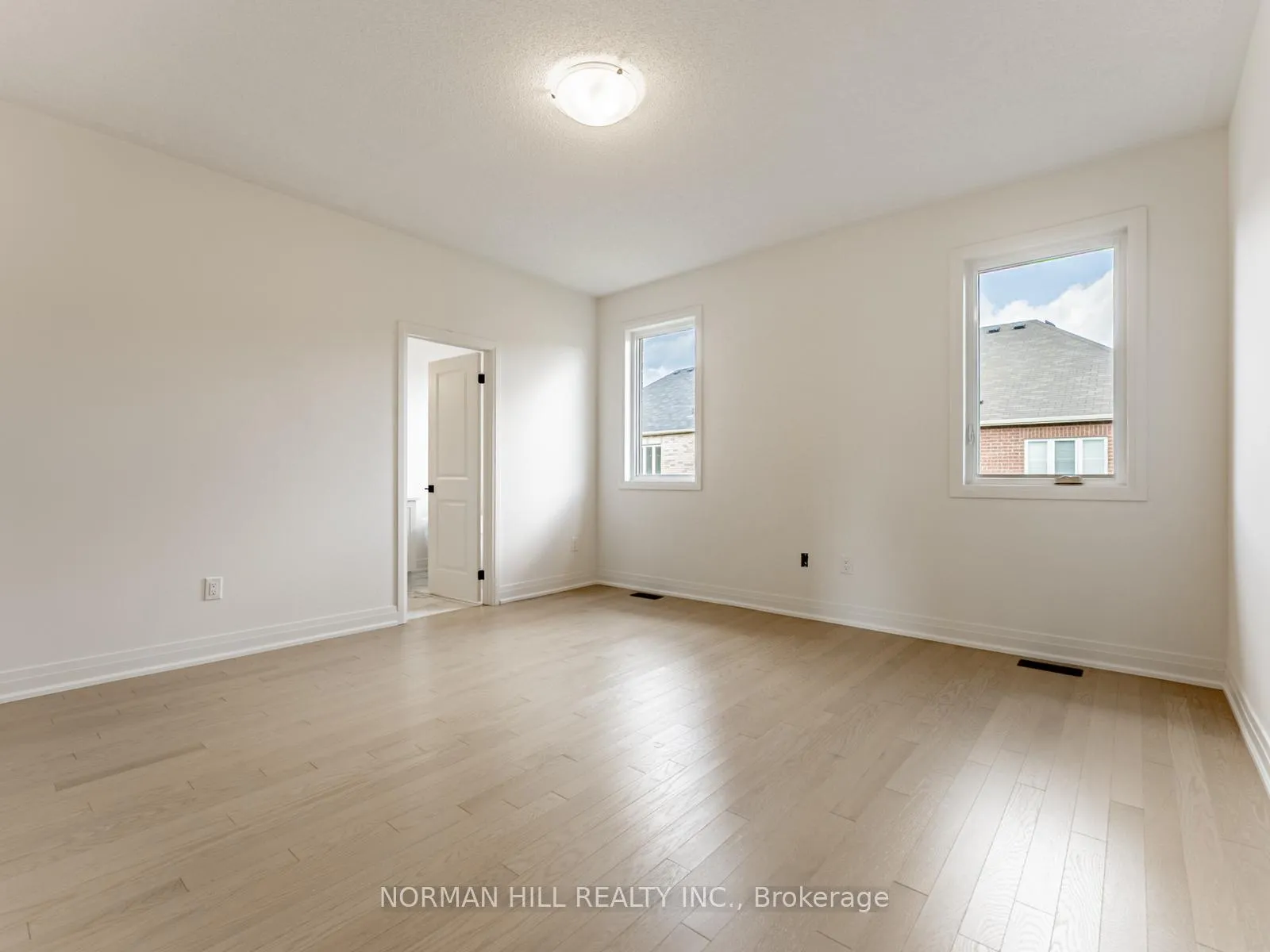 Photo 19 of 15 Lilestone Drive, Brampton, Credit Valley — HOMEH