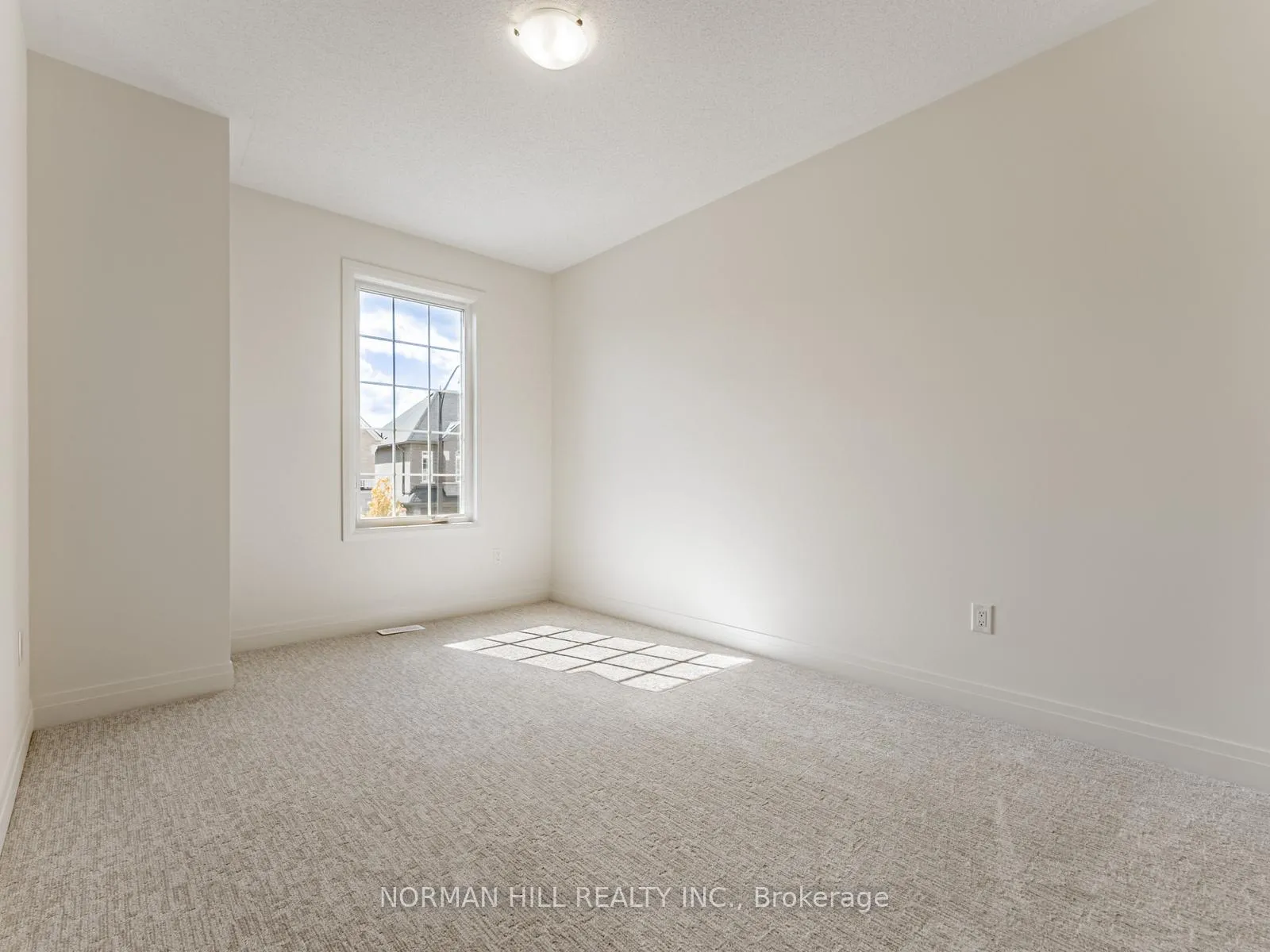 Photo 28 of 15 Lilestone Drive, Brampton, Credit Valley — HOMEH