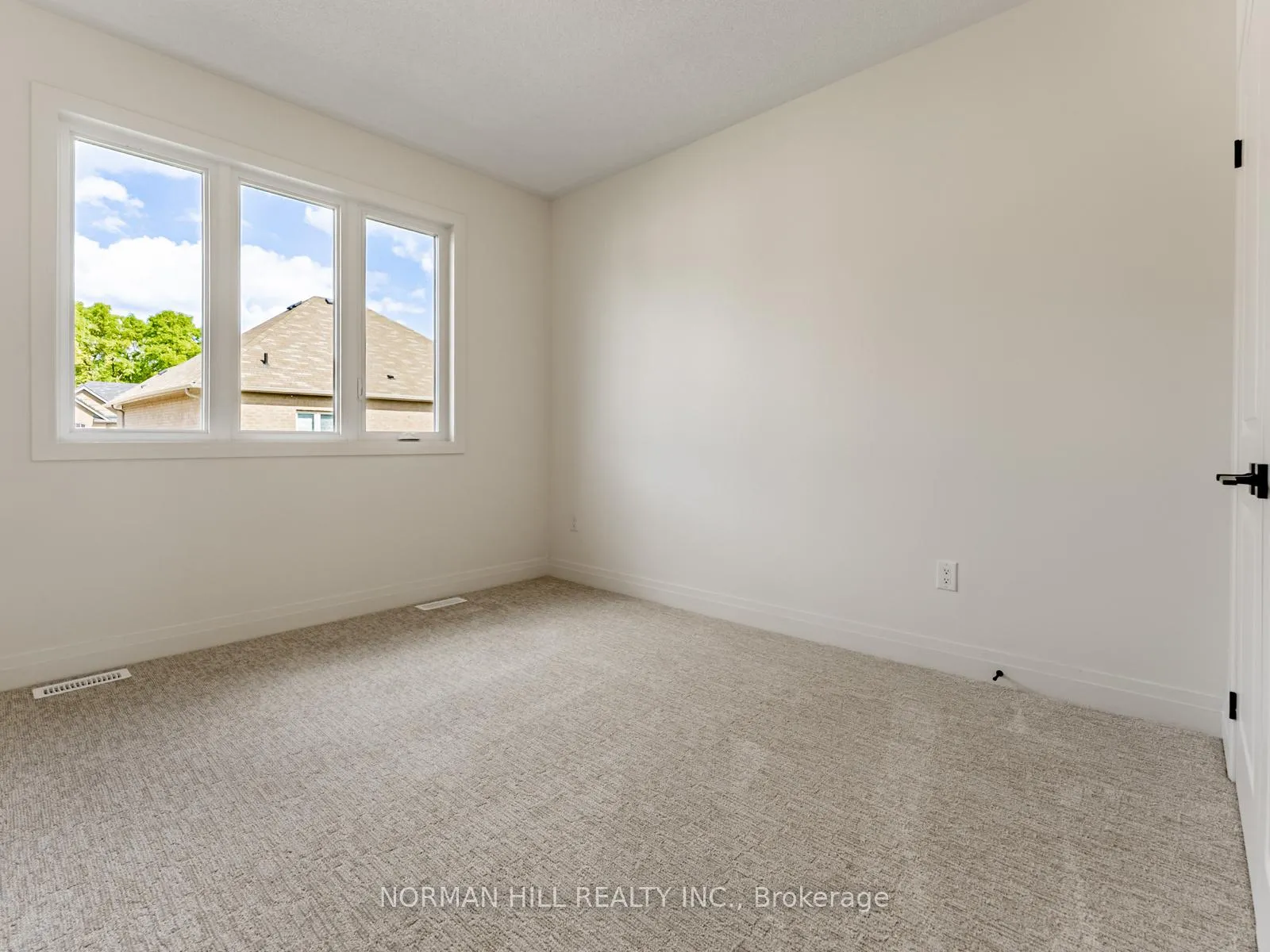 Photo 30 of 15 Lilestone Drive, Brampton, Credit Valley — HOMEH