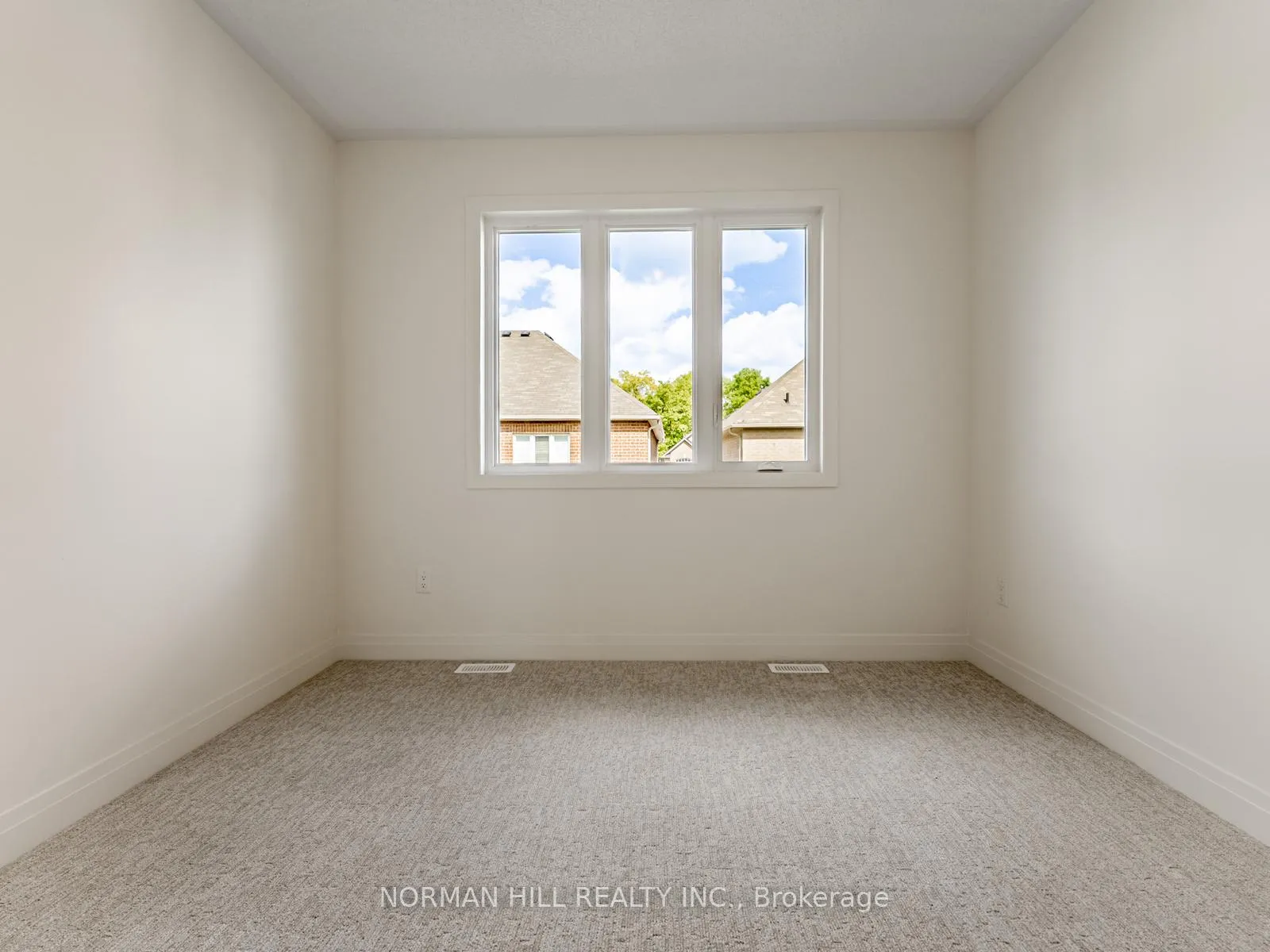 Photo 31 of 15 Lilestone Drive, Brampton, Credit Valley — HOMEH