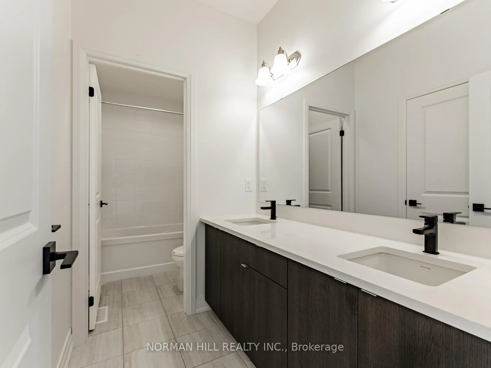 Photo 32 of 15 Lilestone Drive, Brampton, Credit Valley — HOMEH