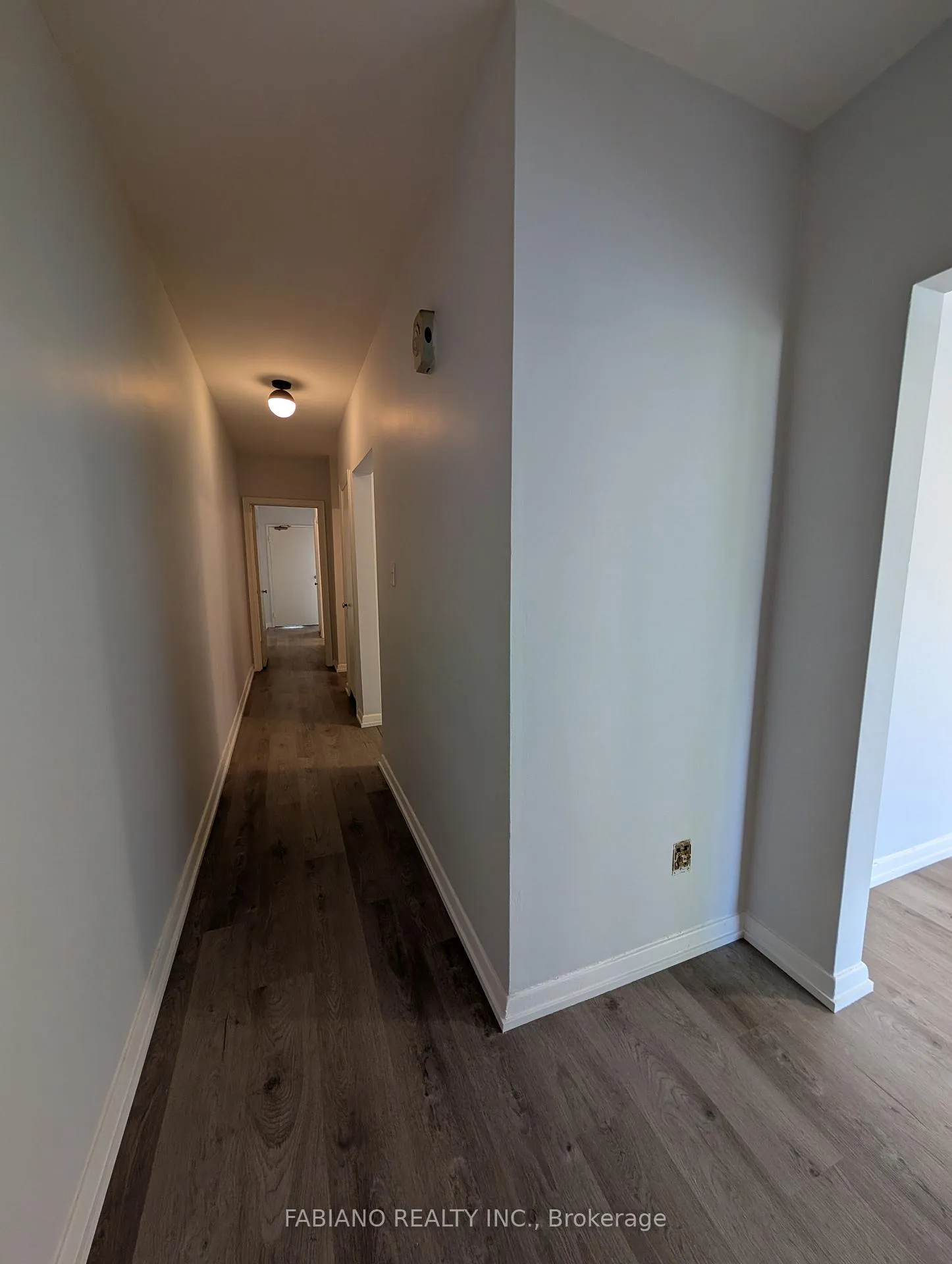 Photo 9 of Unit 2, 5 Hertford Avenue, Toronto, Keelesdale-Eglinton West — HOMEH