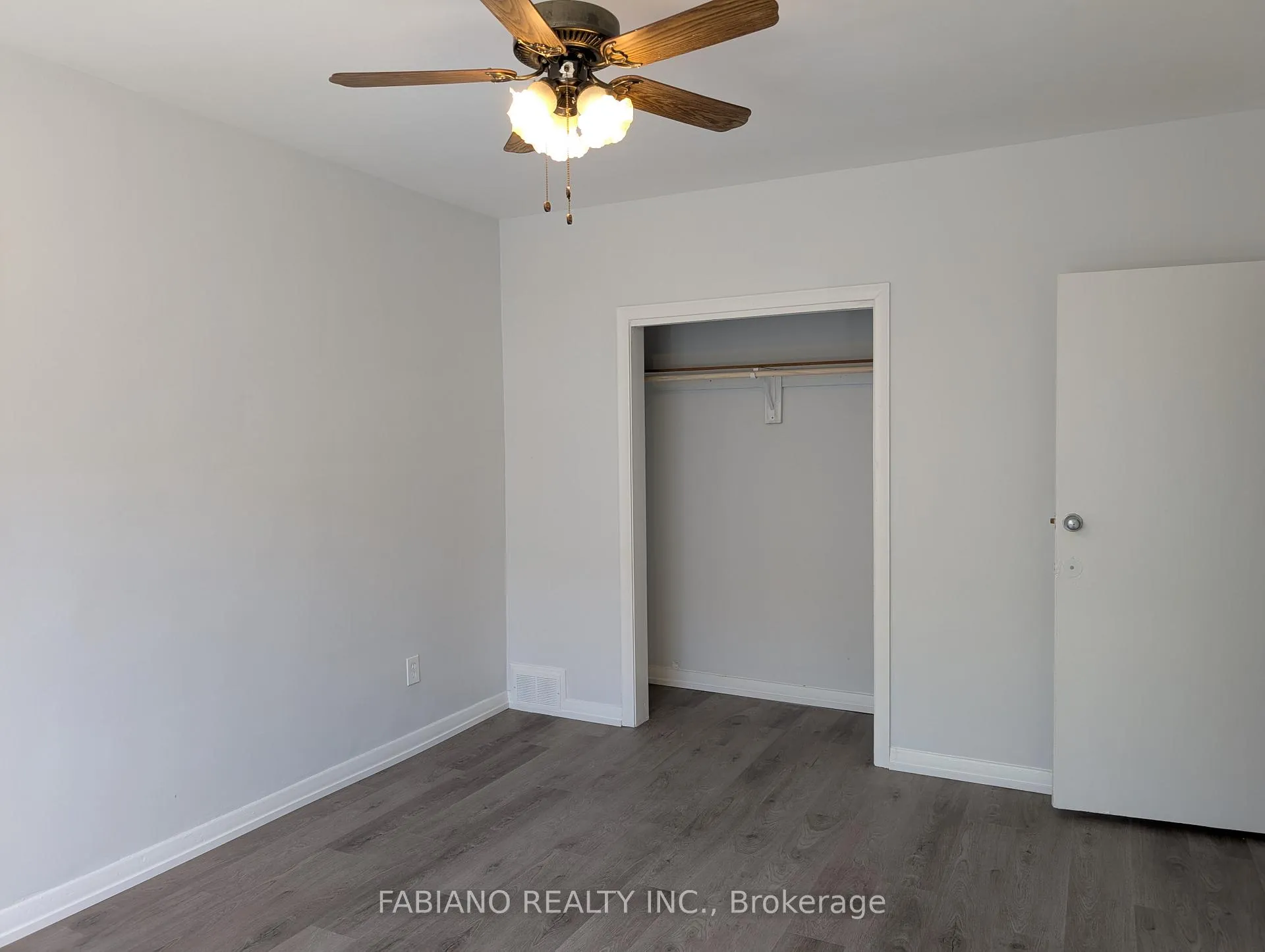 Photo 15 of Unit 2, 5 Hertford Avenue, Toronto, Keelesdale-Eglinton West — HOMEH
