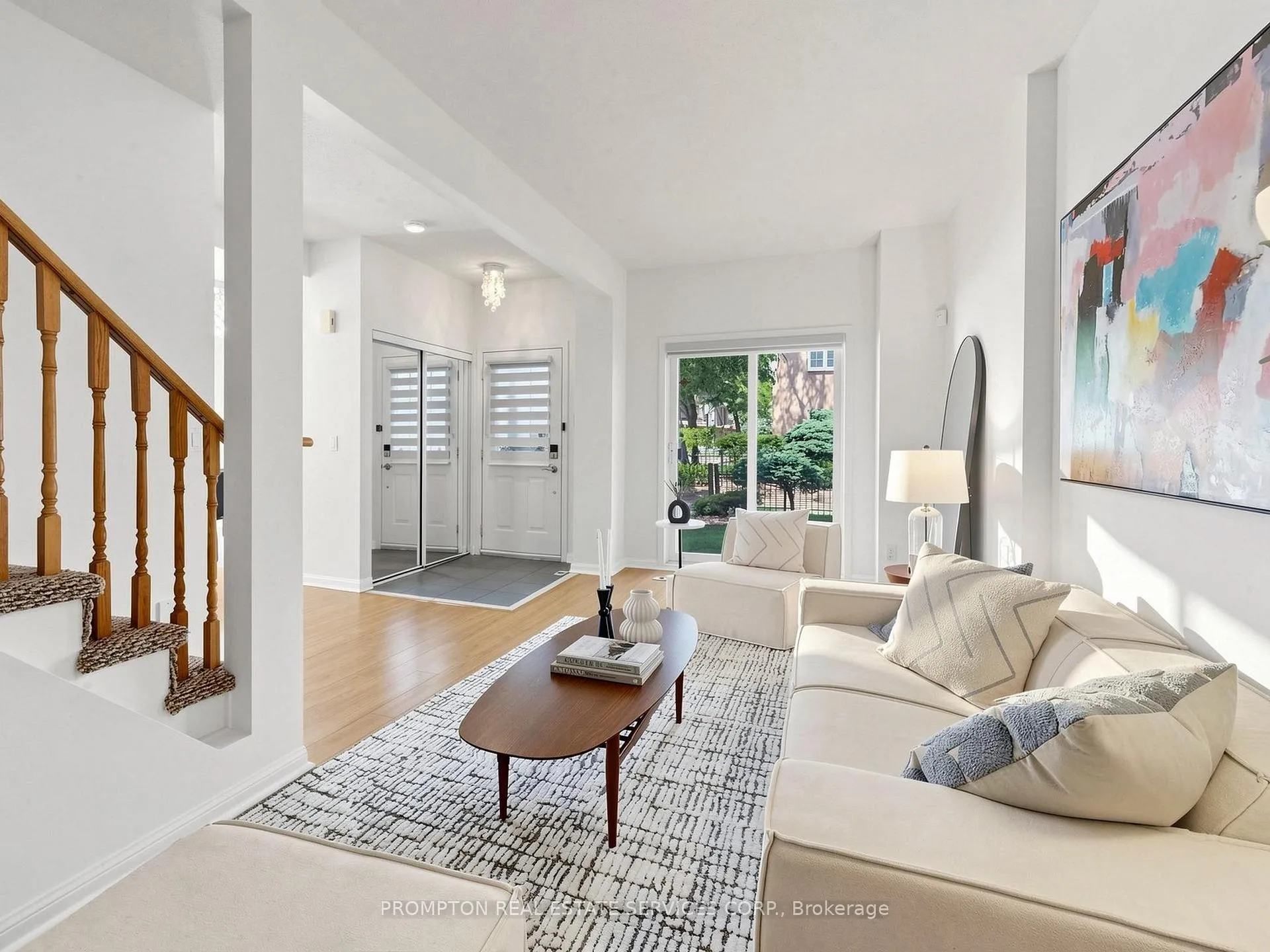 Photo 6 of Unit 21, 5 St.Moritz Way, Markham, Unionville — HOMEH