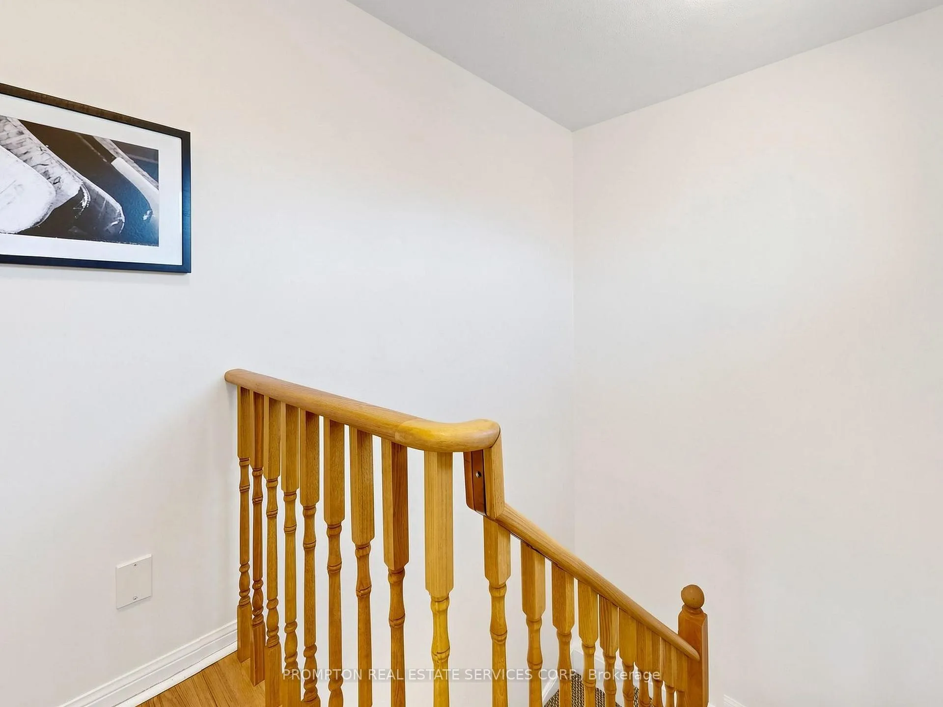 Photo 23 of Unit 21, 5 St.Moritz Way, Markham, Unionville — HOMEH